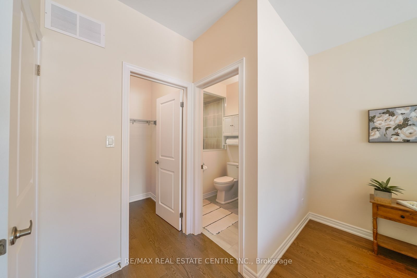 11 Overlea Drive Property Photo 27