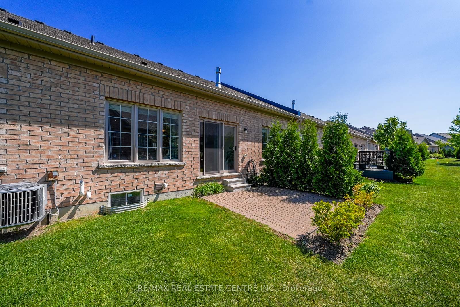 11 Overlea Drive Property Photo 31