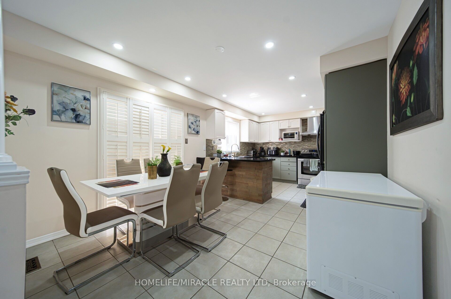 55 Mainard Crescent Property Photo 13