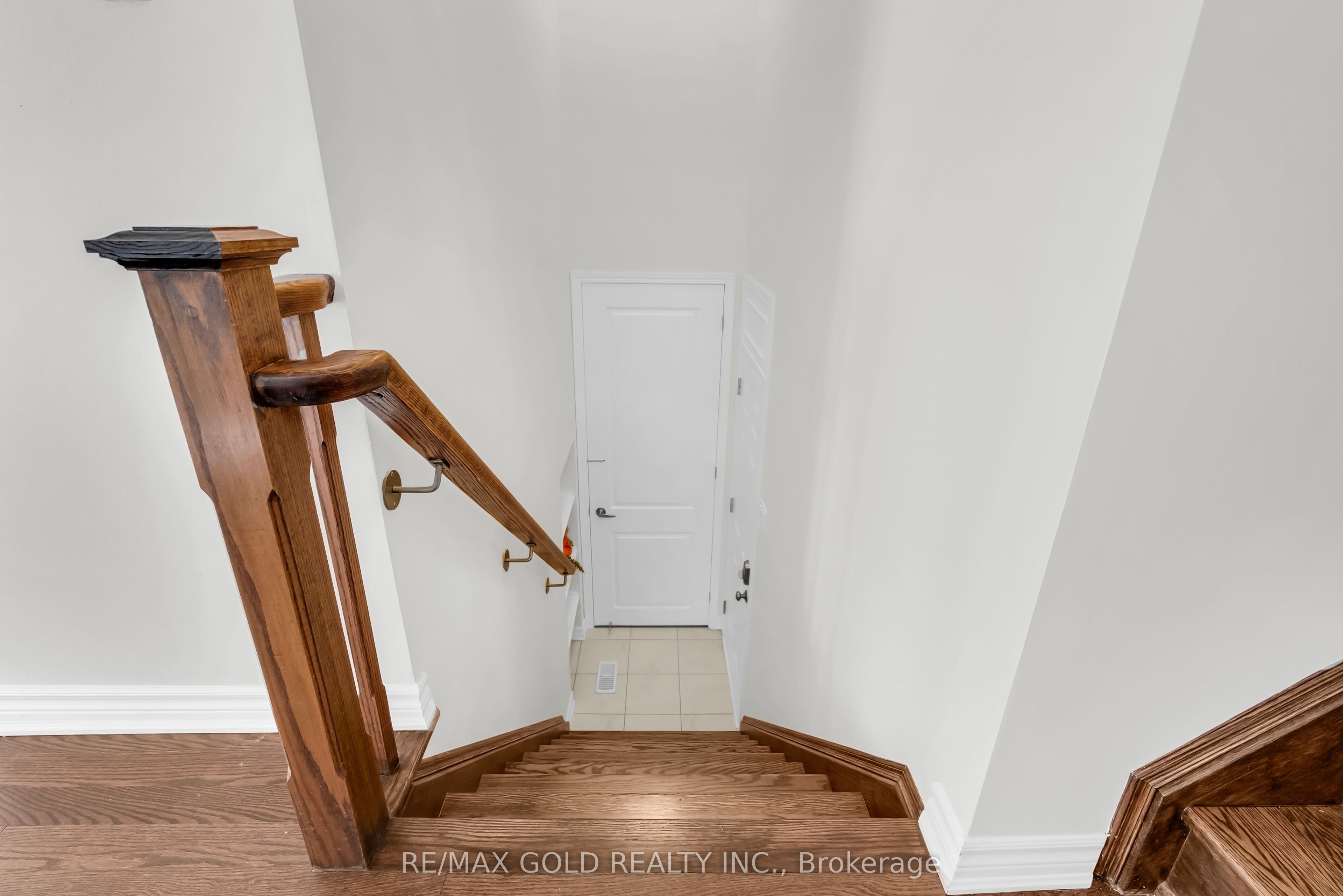 1547 Farmstead Drive Property Photo 33