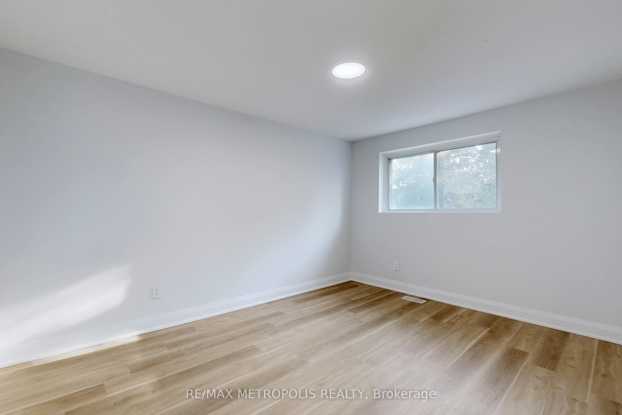 85 Primula Crescent Upper Property Photo 7