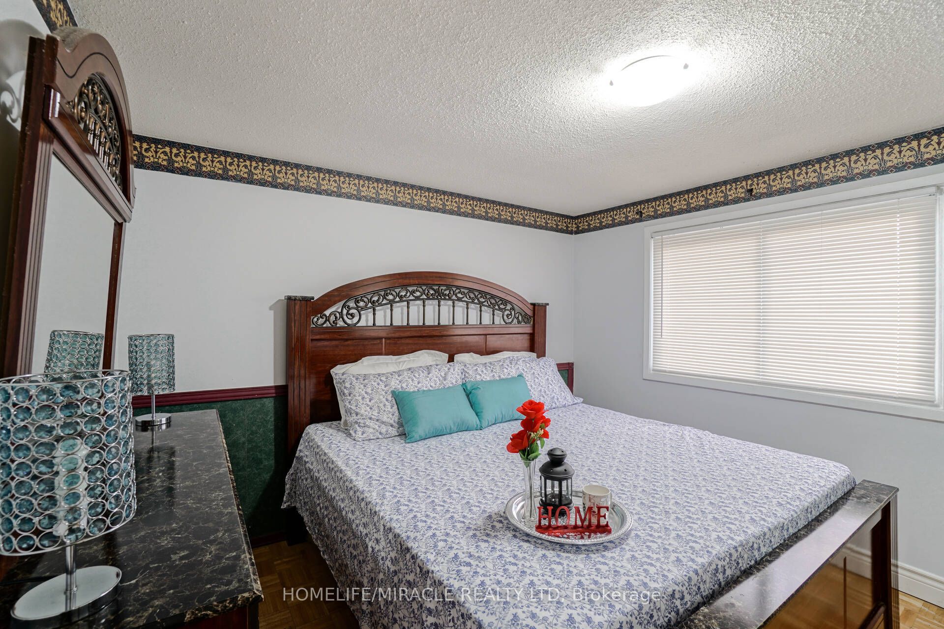 30 Hoskins Square Property Photo 18