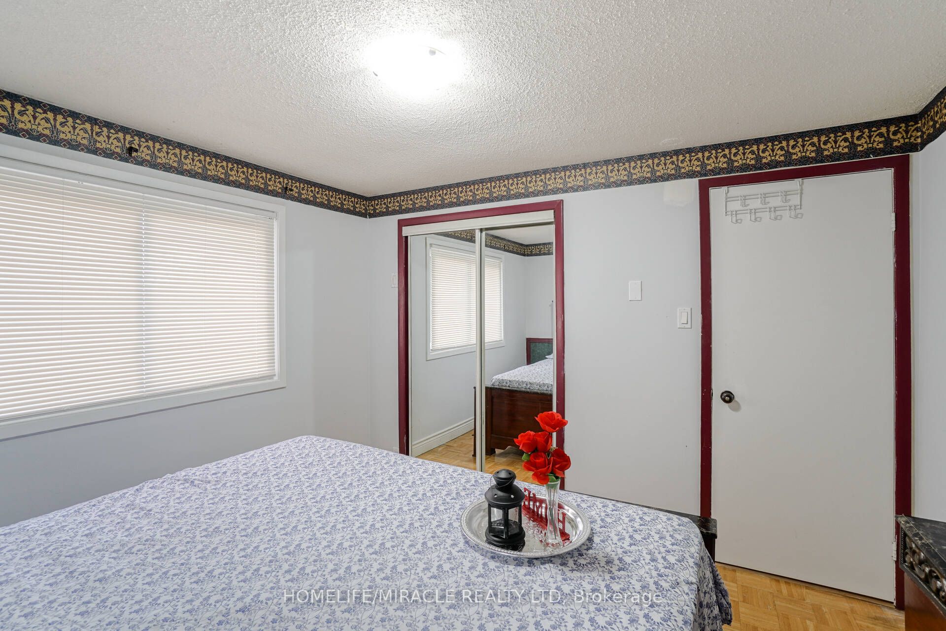 30 Hoskins Square Property Photo 19