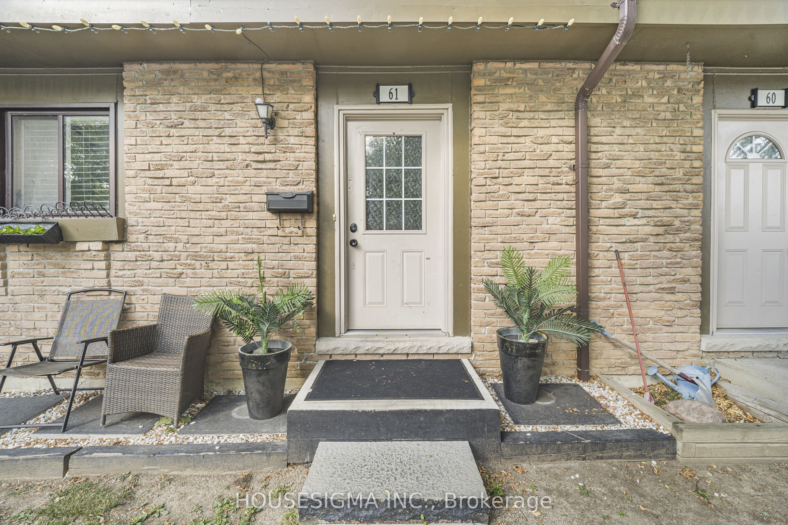 105 Hansen Road N 61 Property Photo 1