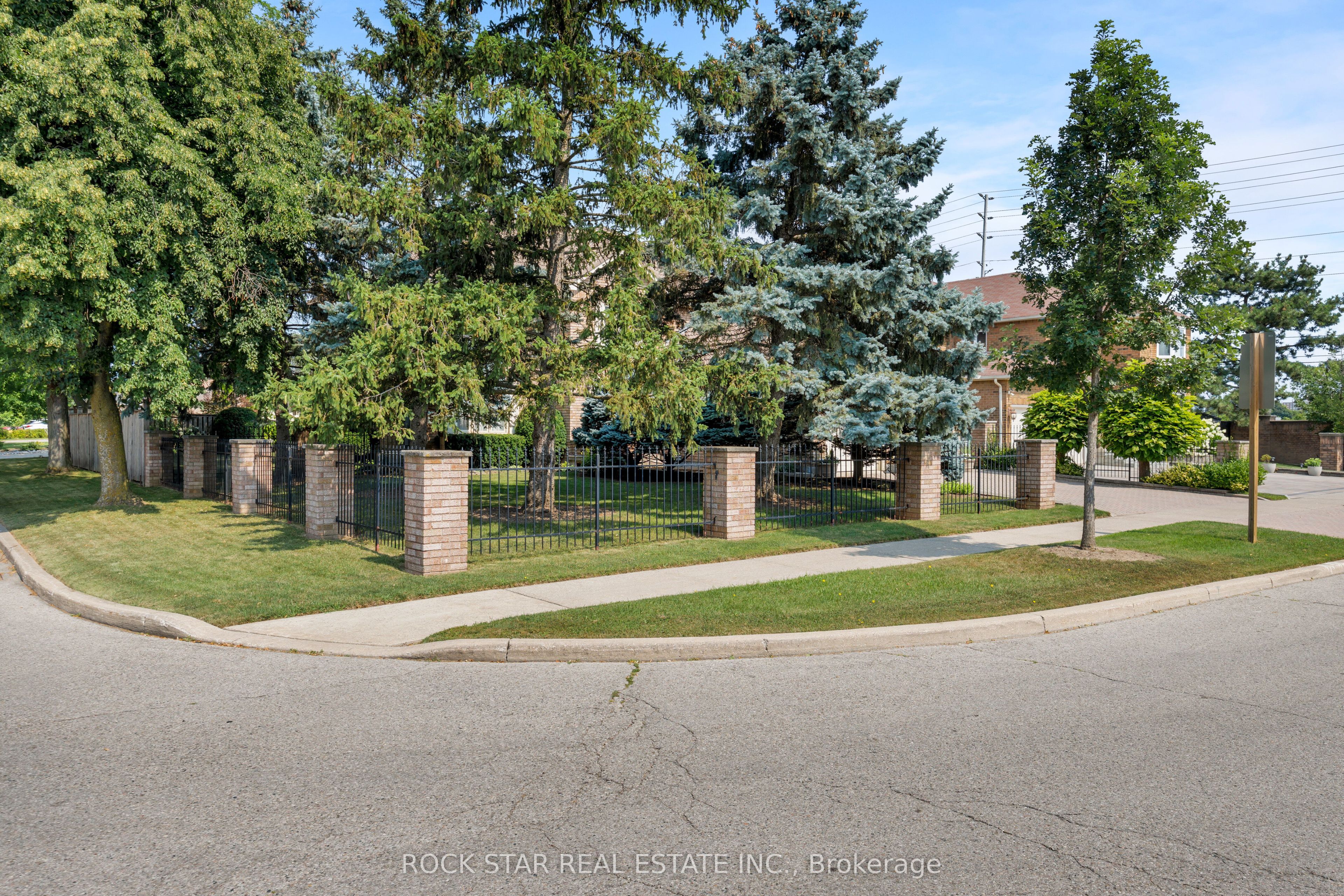 1807 Tattersall Way Property Photo 6
