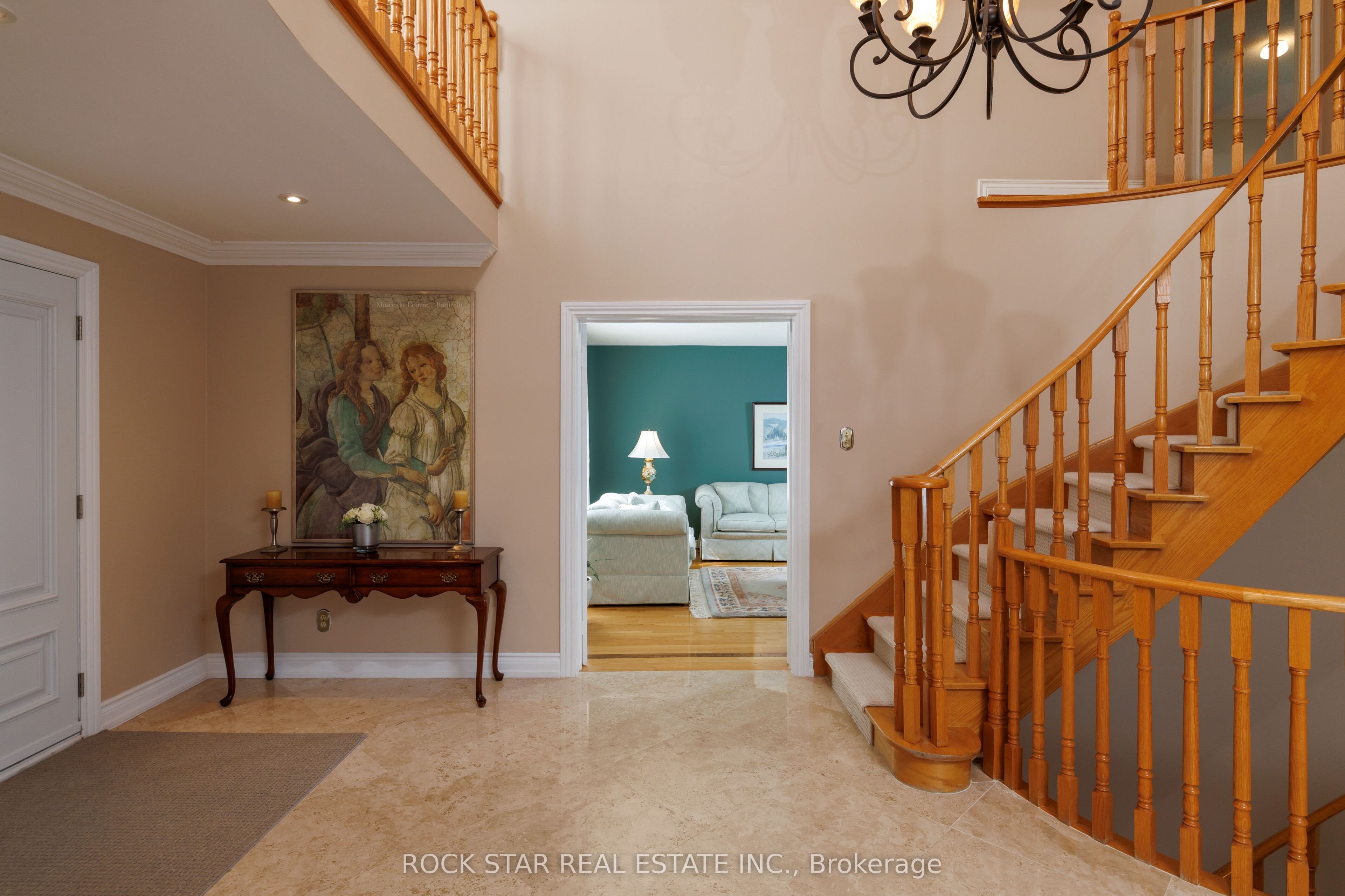 1807 Tattersall Way Property Photo 10