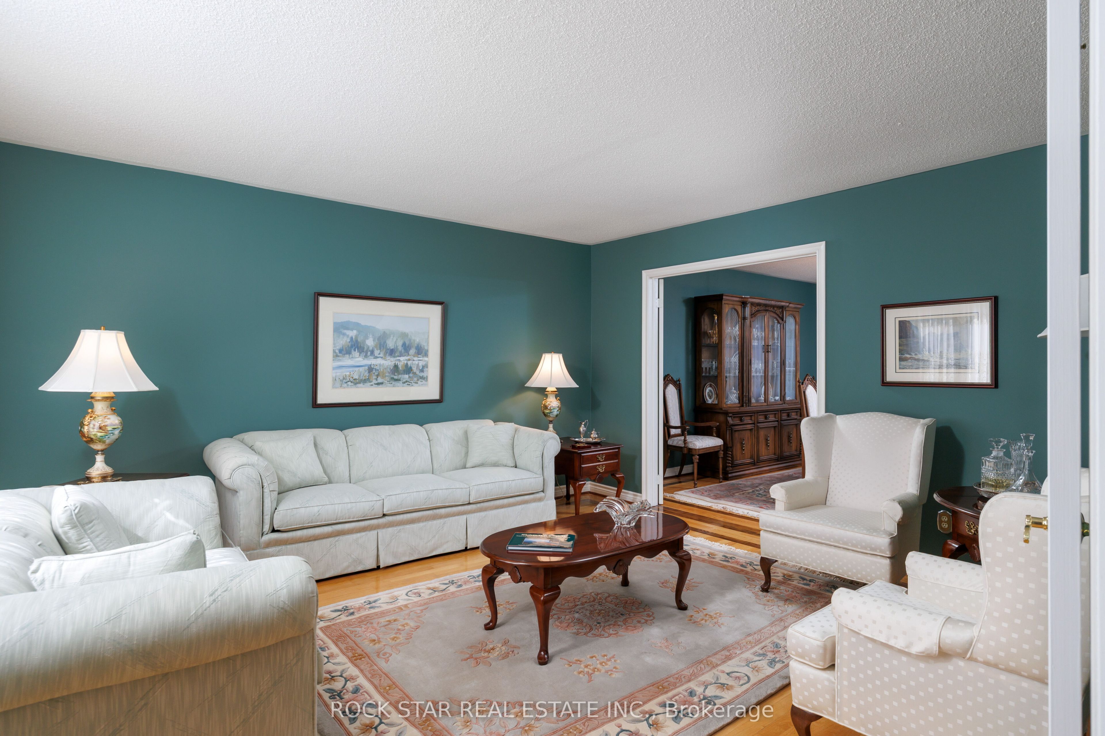 1807 Tattersall Way Property Photo 11