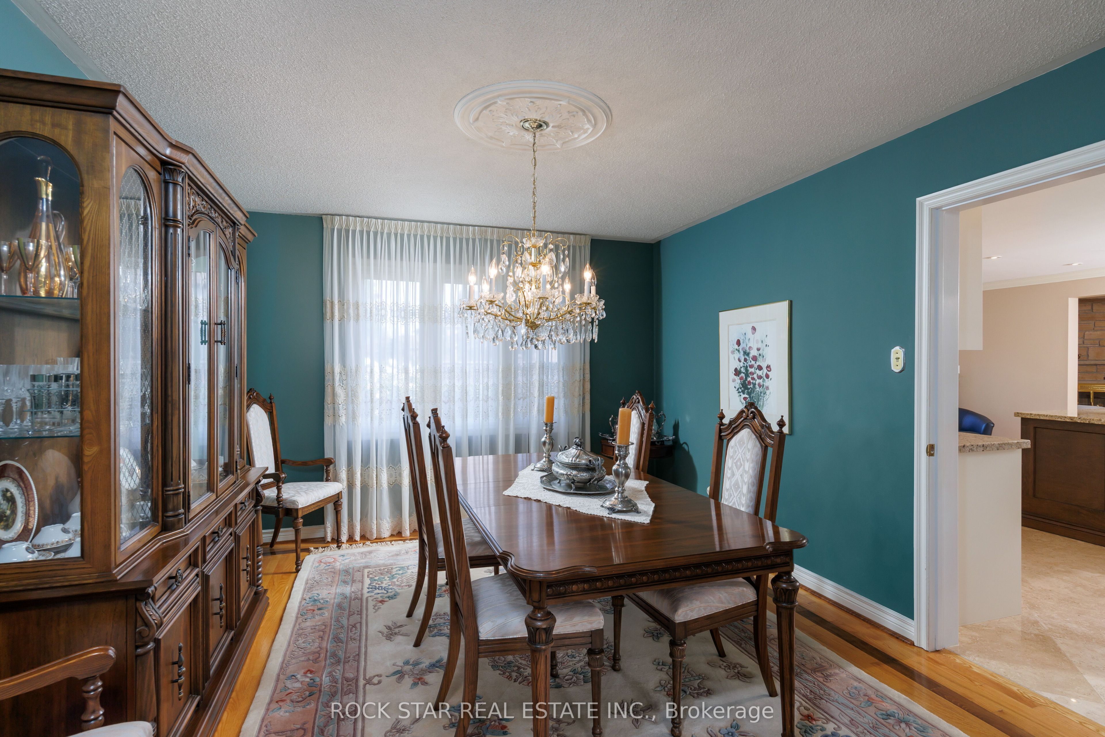 1807 Tattersall Way Property Photo 13