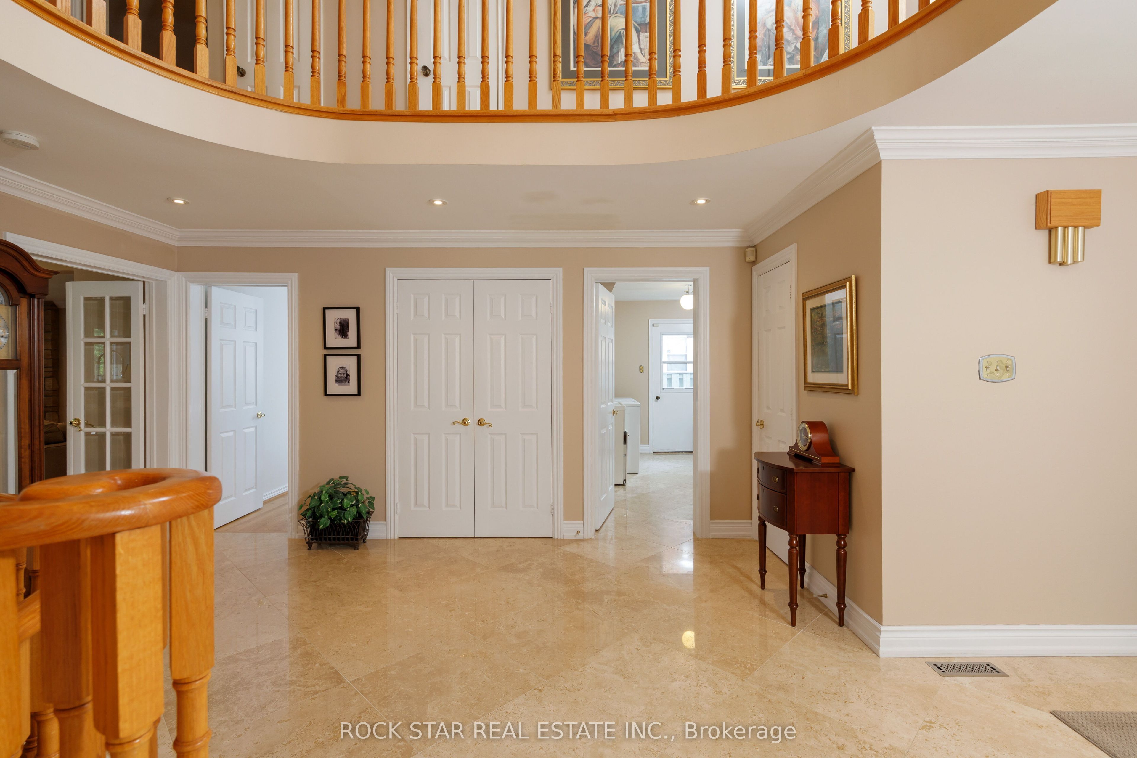 1807 Tattersall Way Property Photo 14