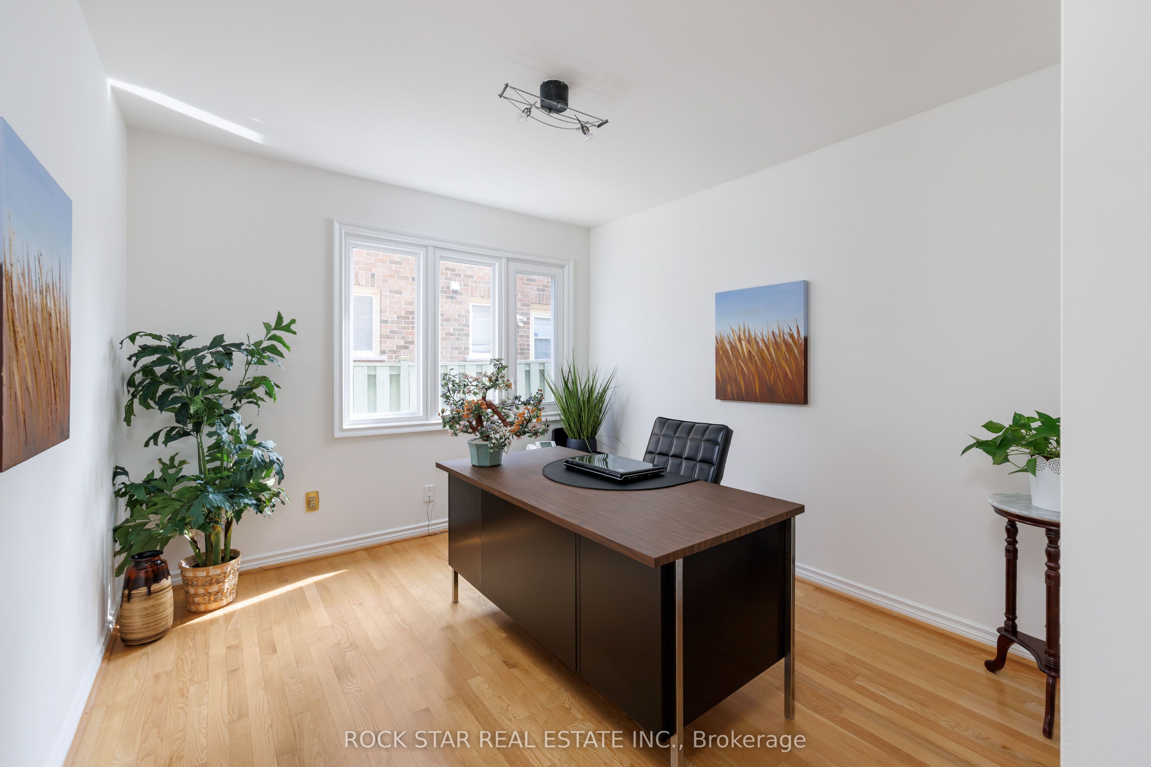 1807 Tattersall Way Property Photo 15