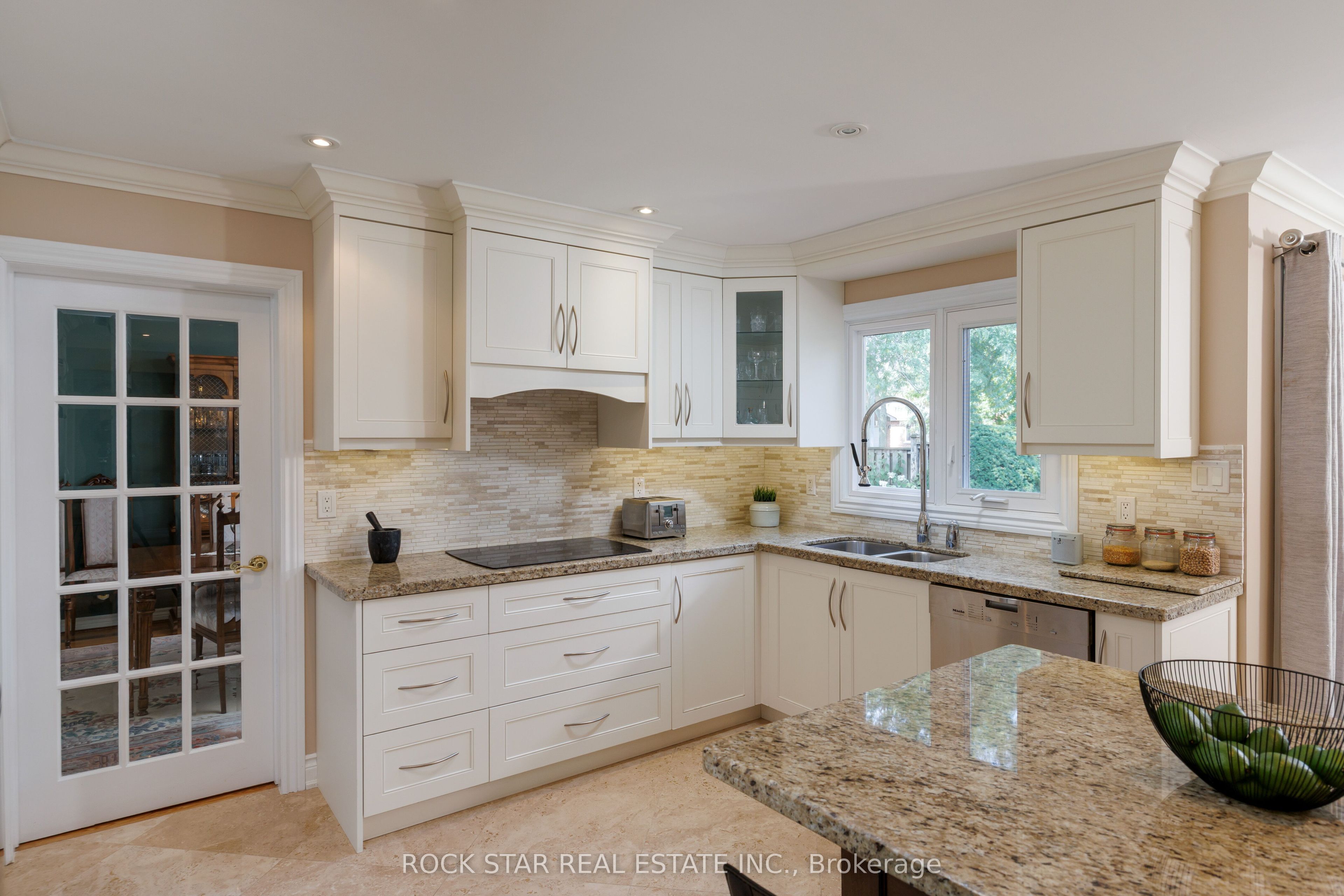 1807 Tattersall Way Property Photo 20