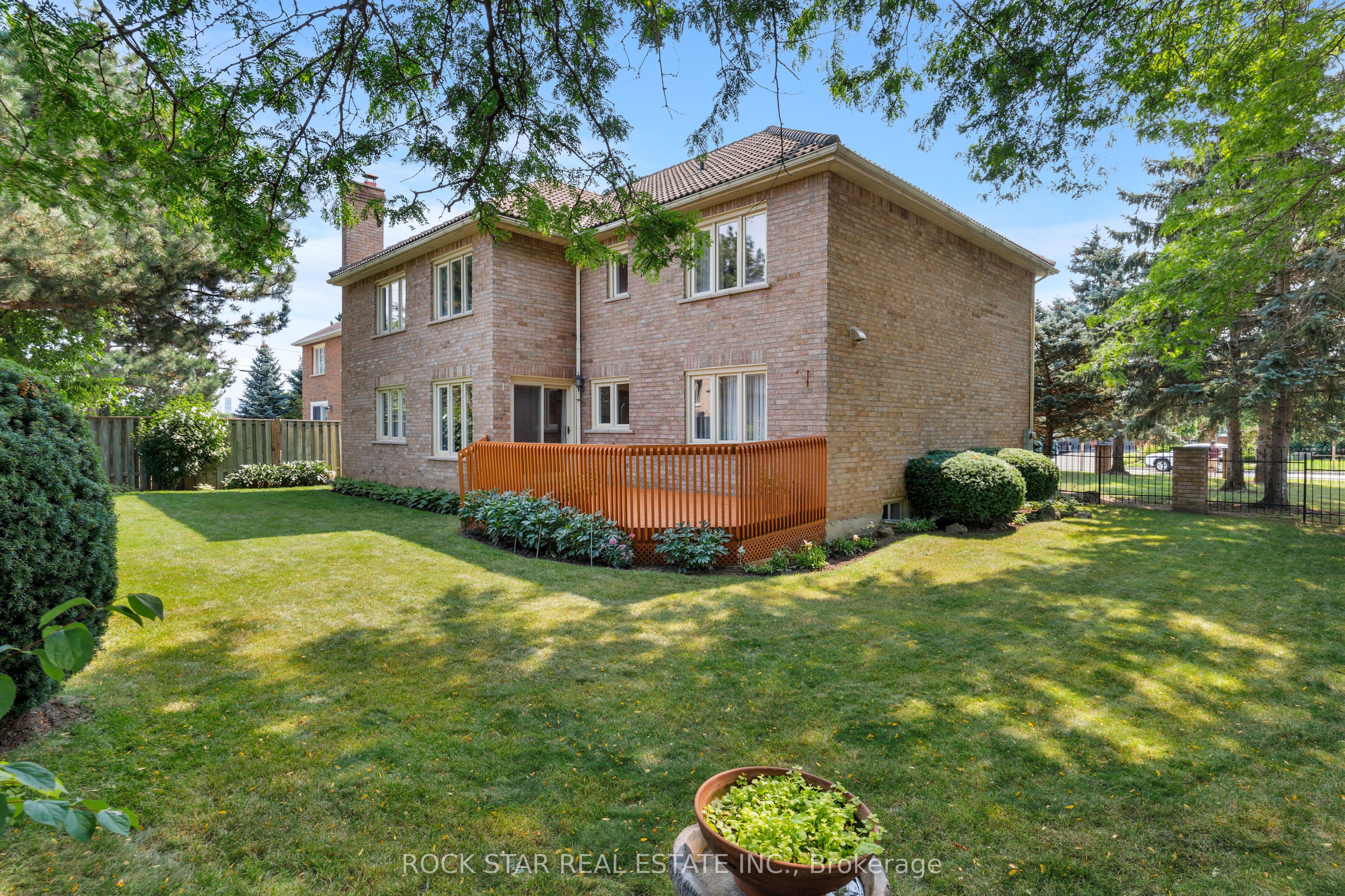 1807 Tattersall Way Property Photo 23