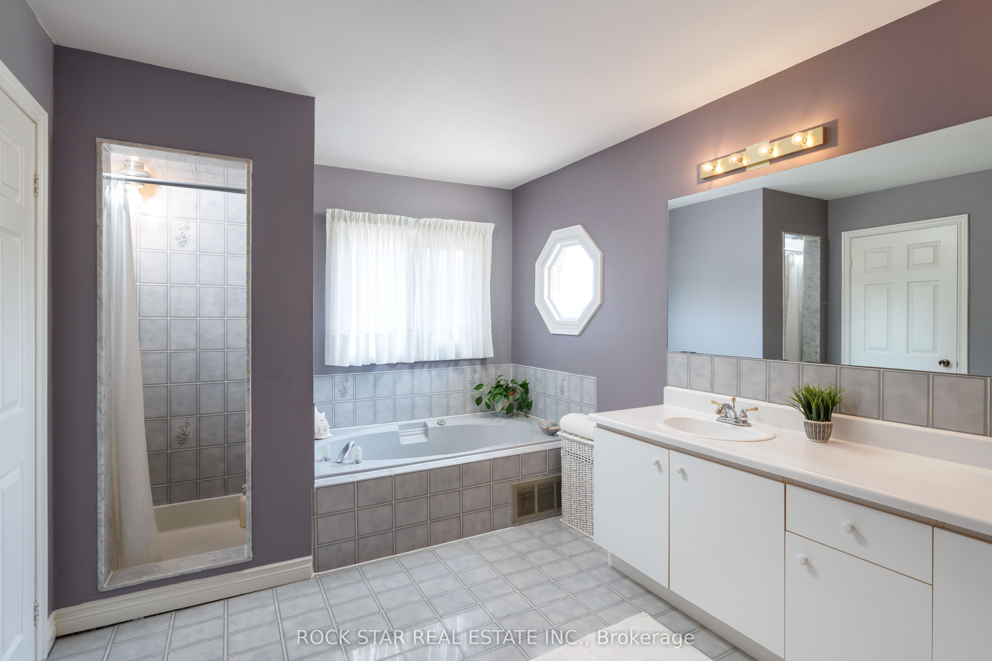 1807 Tattersall Way Property Photo 33