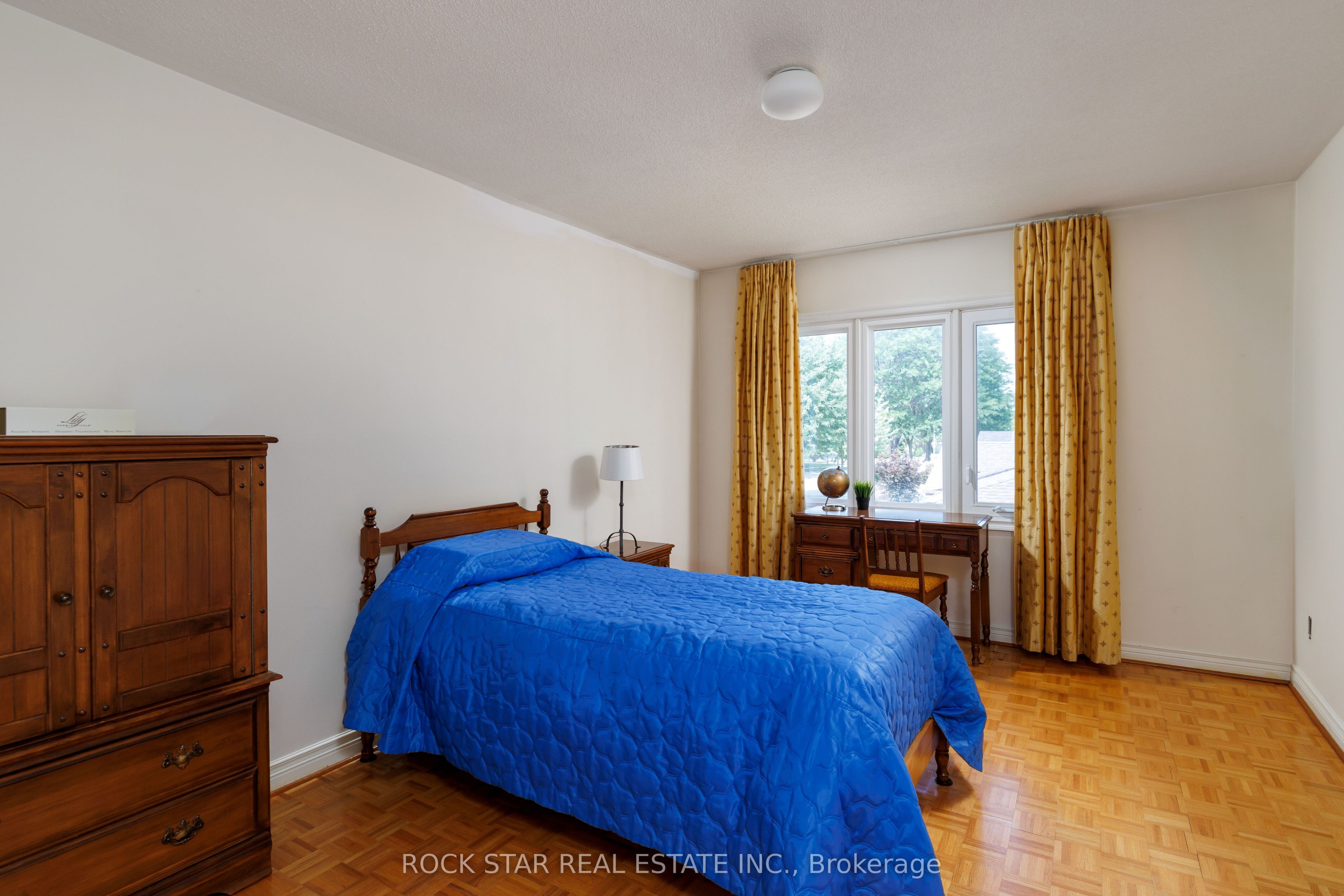 1807 Tattersall Way Property Photo 34
