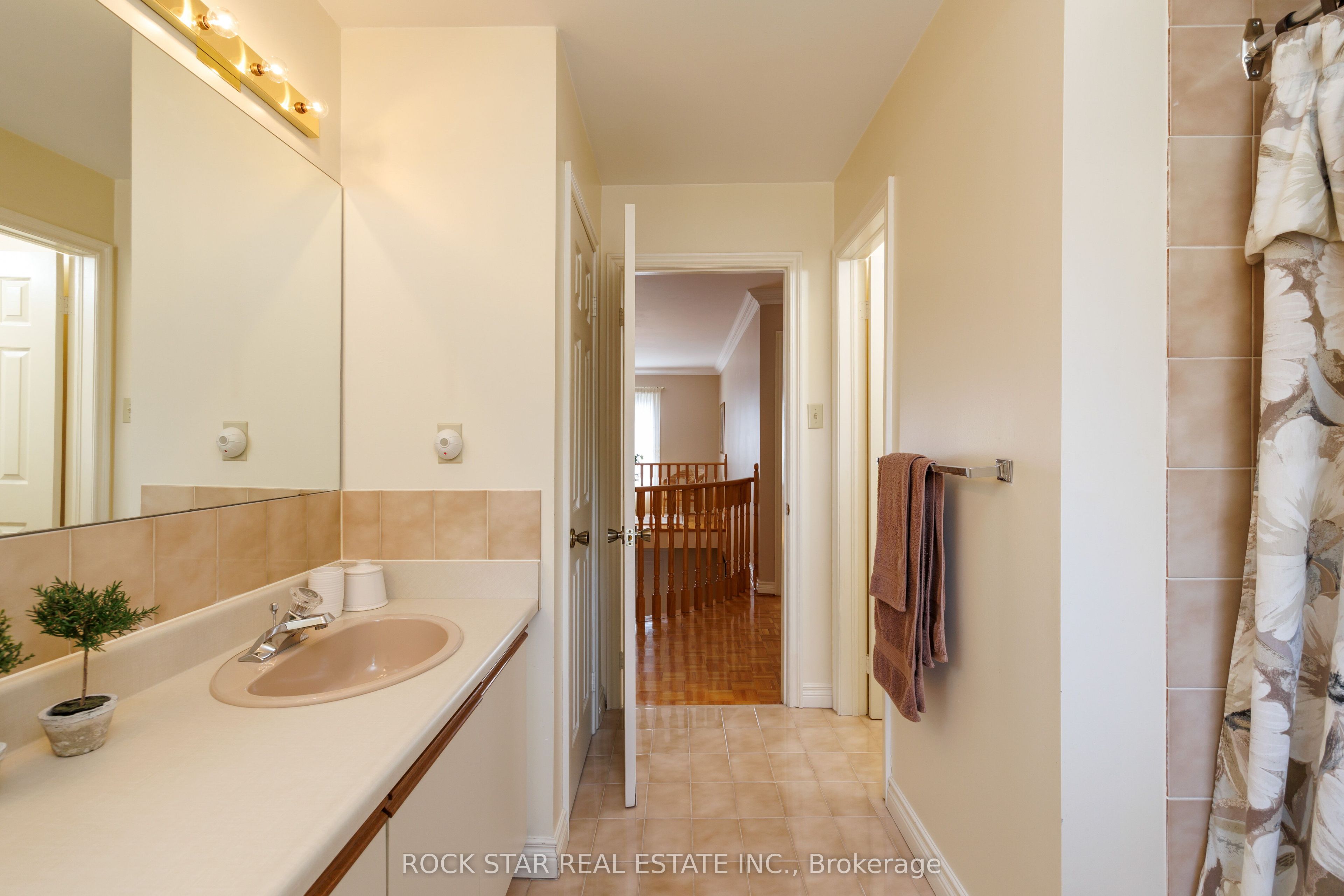 1807 Tattersall Way Property Photo 37