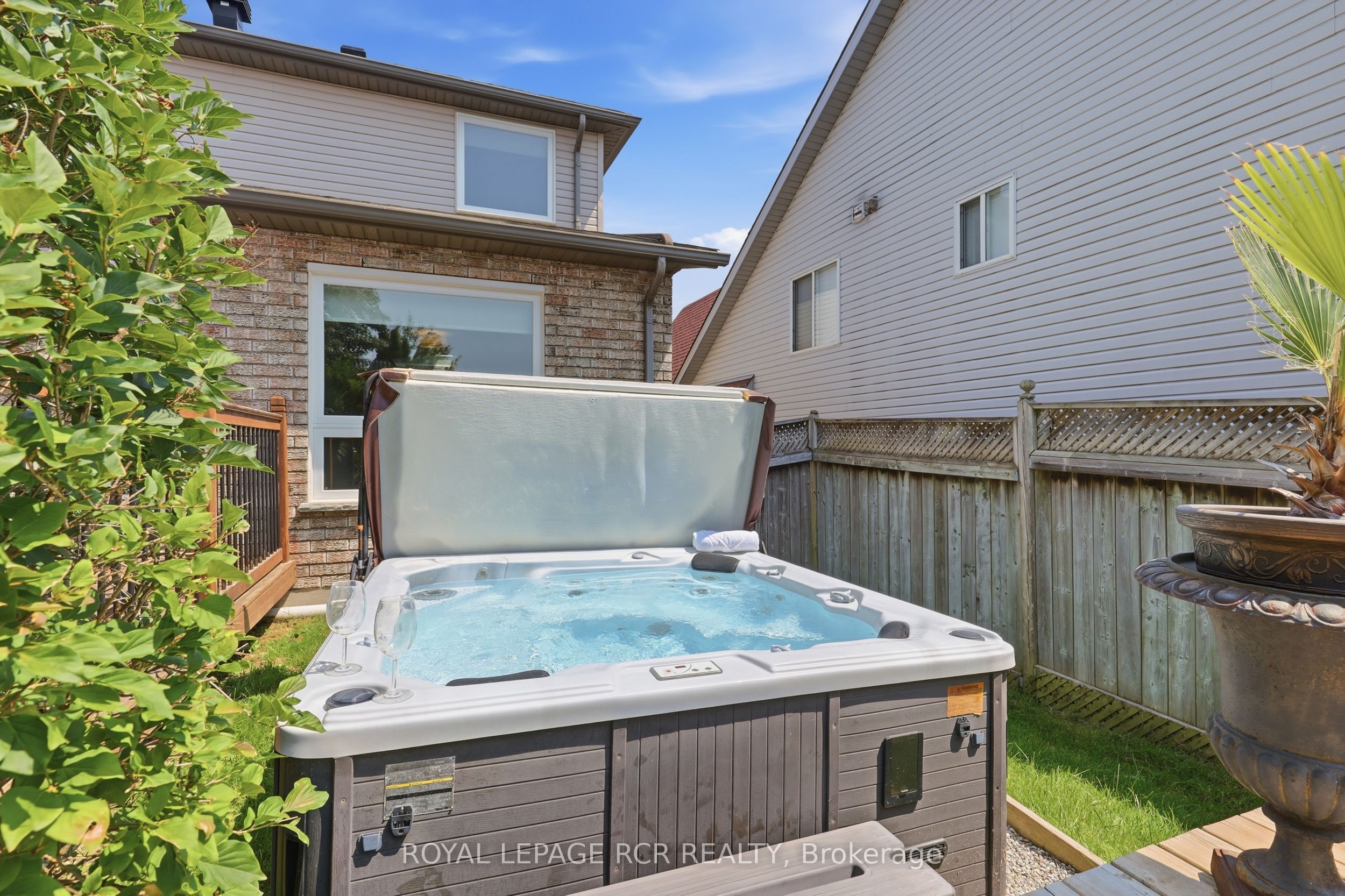 42 Glengarry Road Property Photo 40