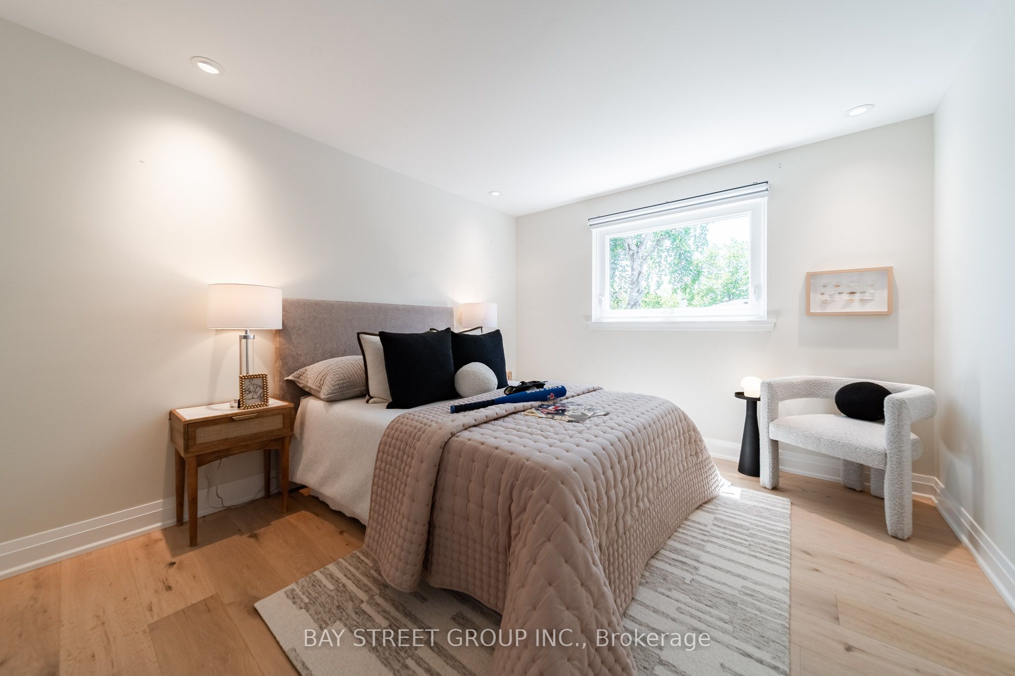 2366 Devon Road Property Photo 20