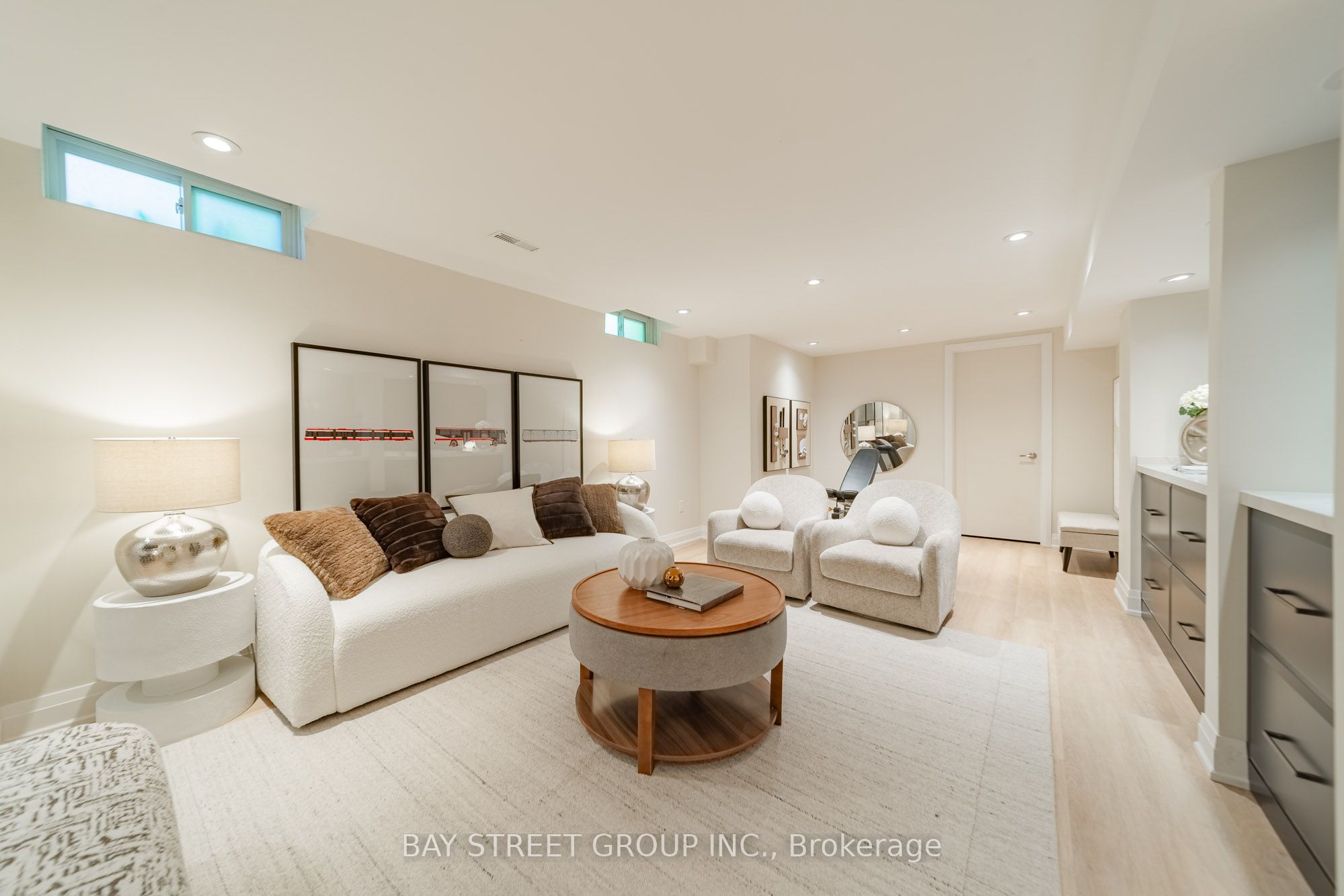 2366 Devon Road Property Photo 26