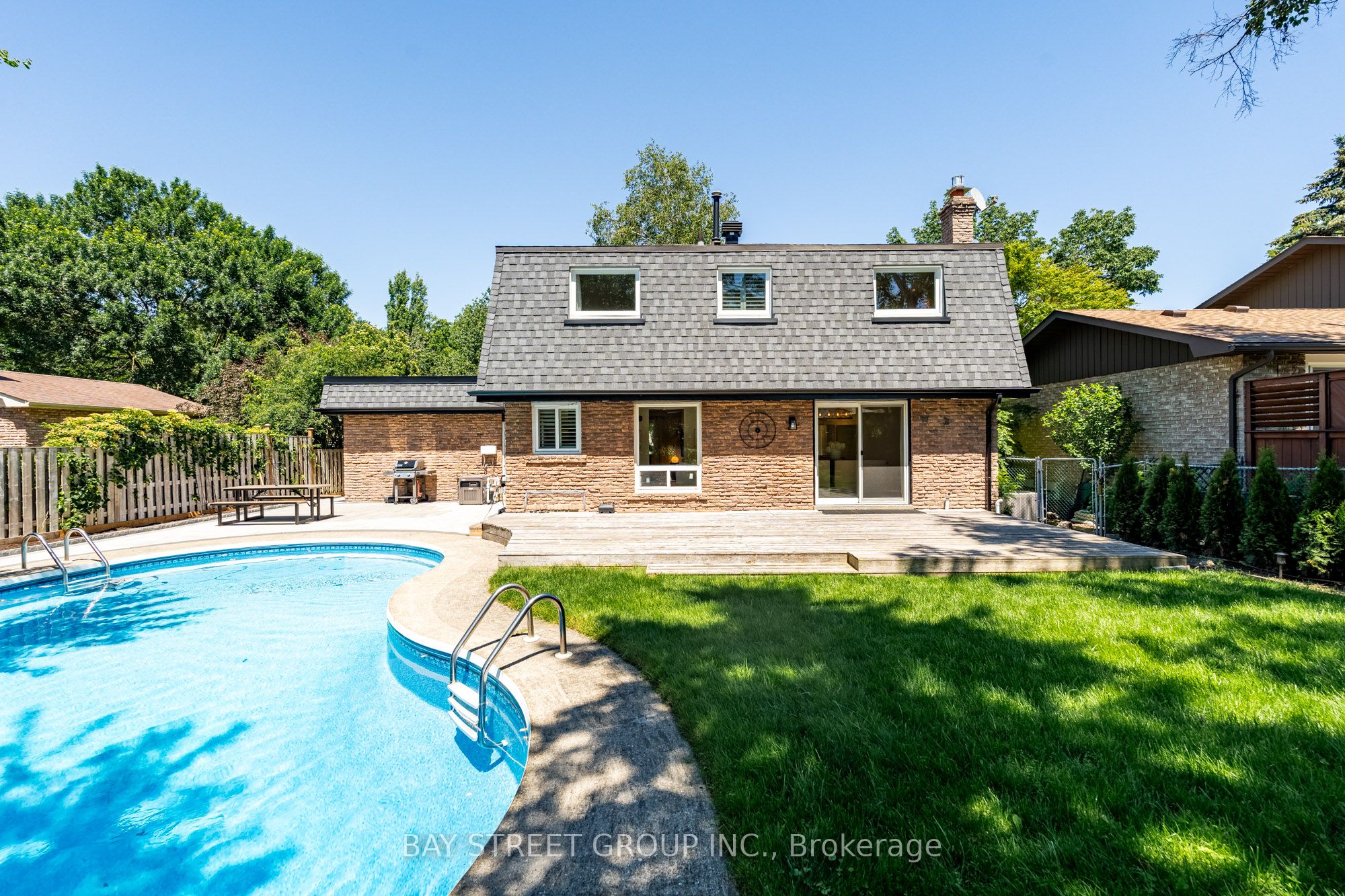 2366 Devon Road Property Photo 32