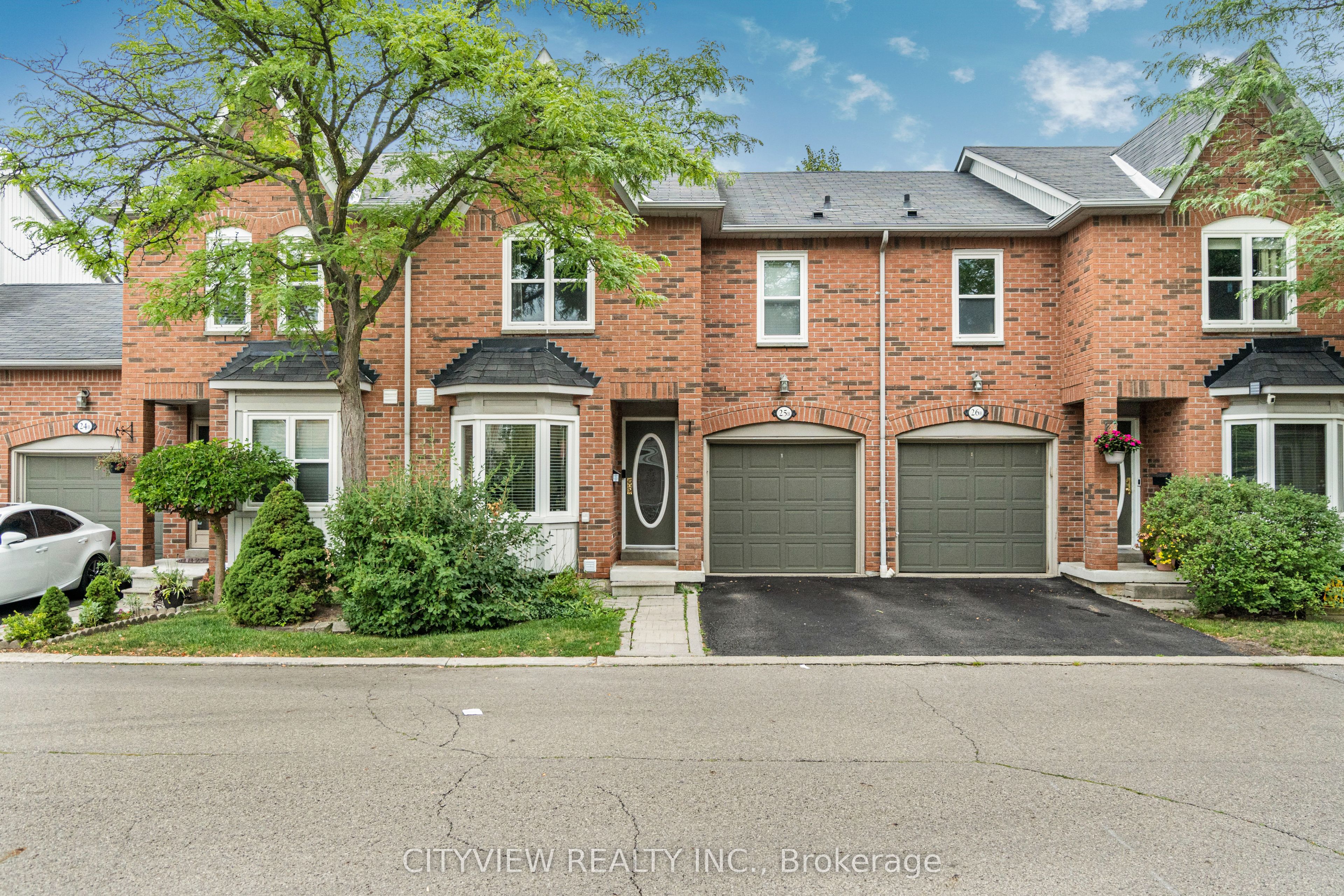5865 Dalebrook Crescent 25B Property Photo 1