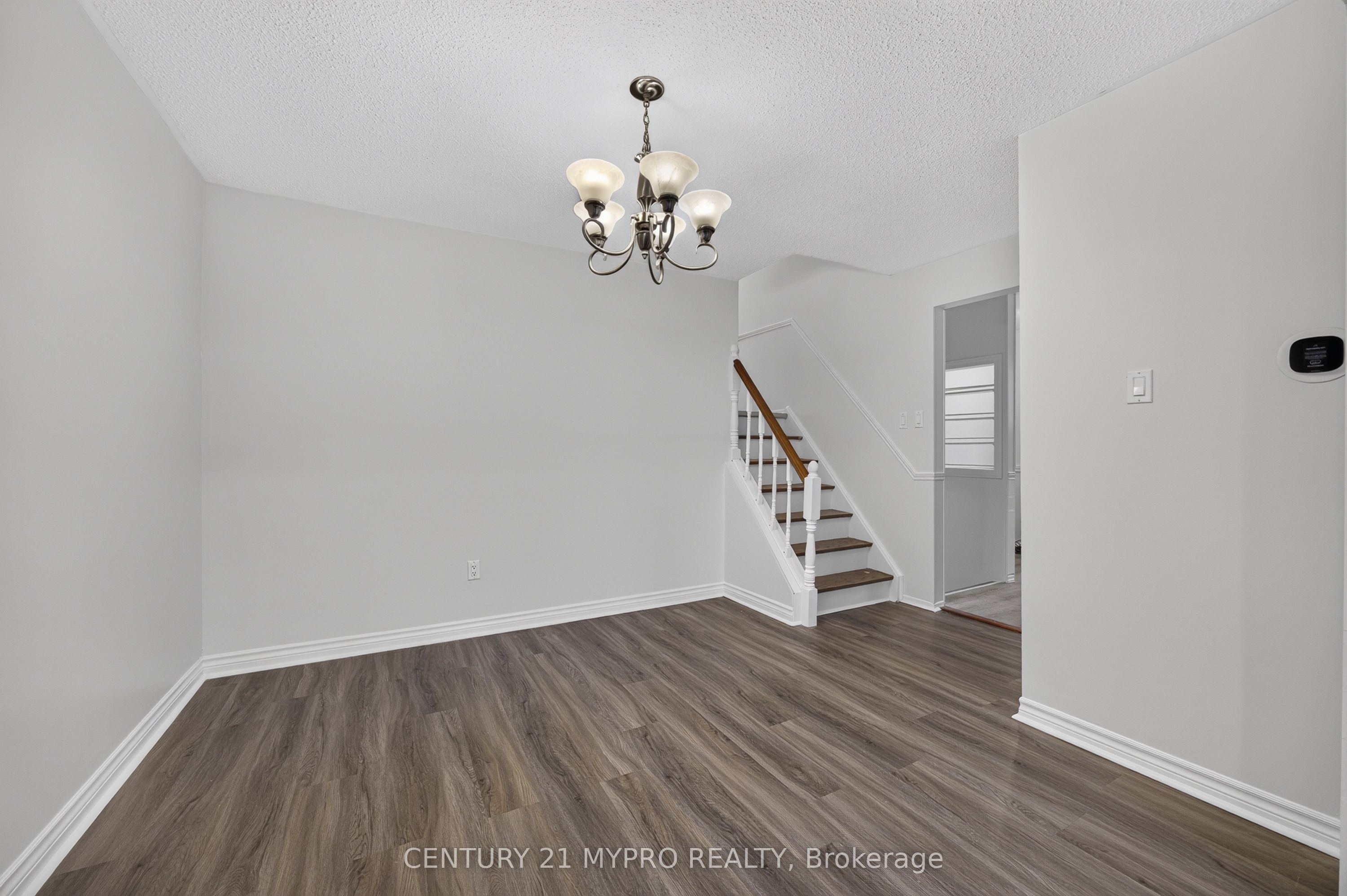 2501 Cobbinshaw Circle Property Photo 13