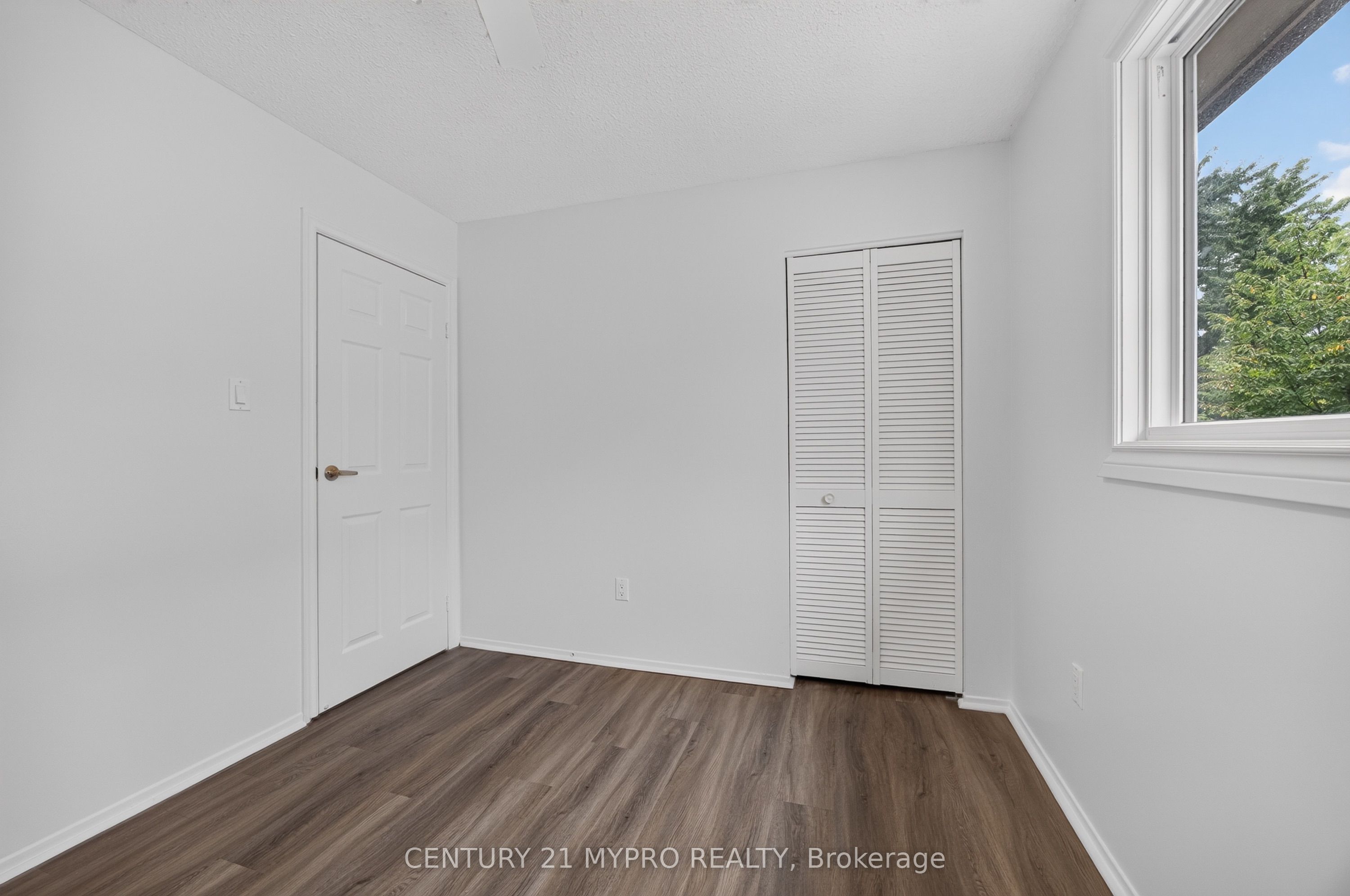 2501 Cobbinshaw Circle Property Photo 24