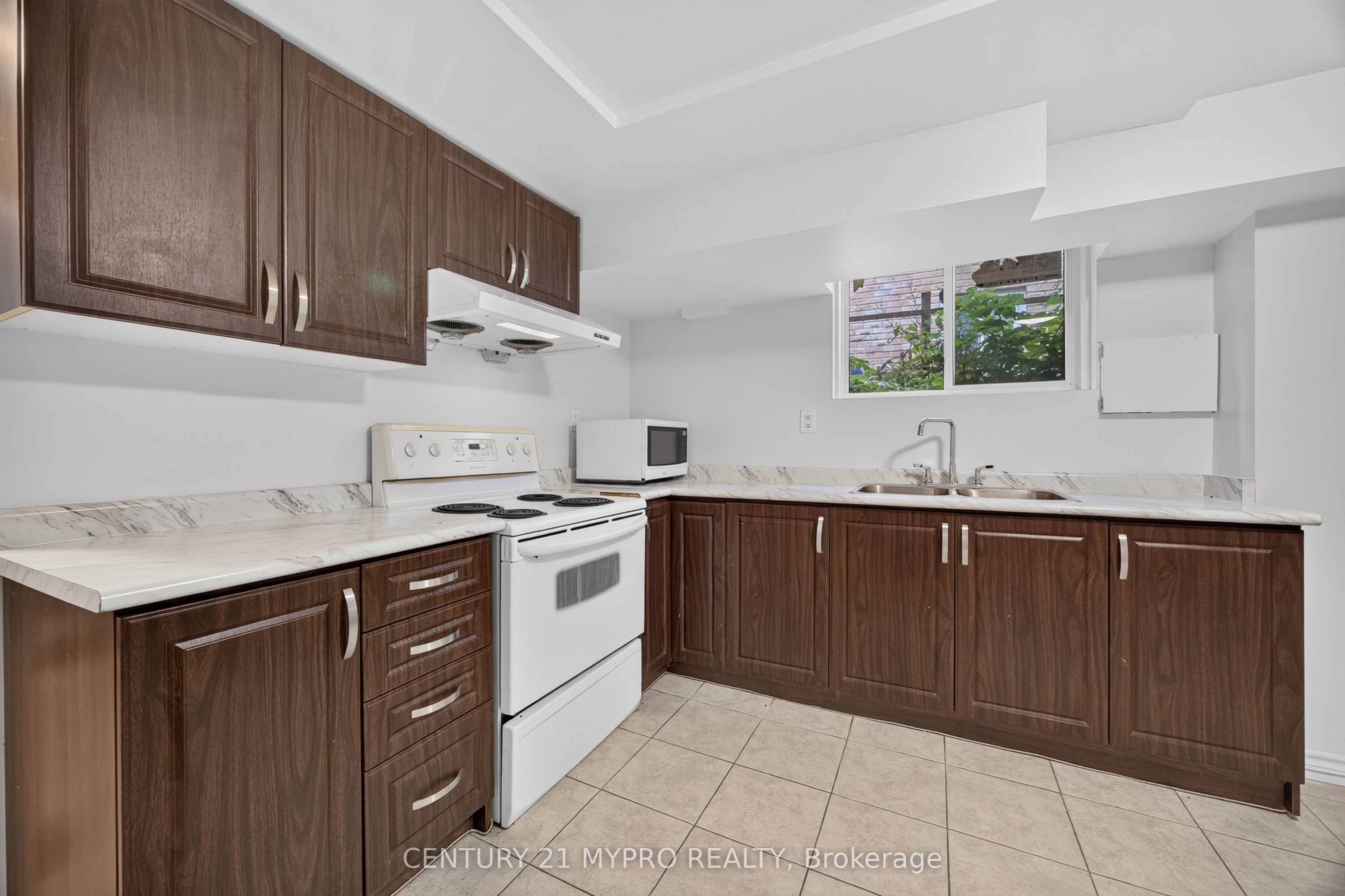 2501 Cobbinshaw Circle Property Photo 29