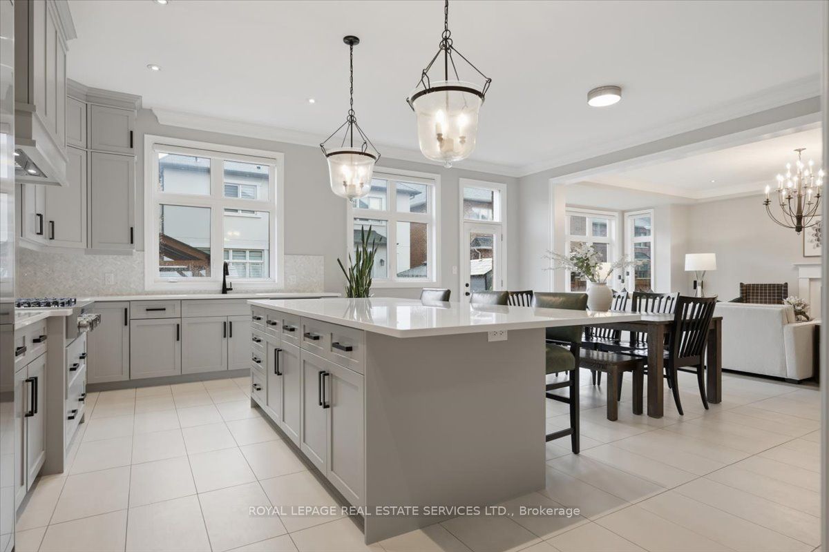 3300 Sunningdale Gardens Property Photo 15