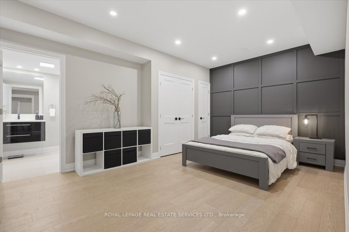 3300 Sunningdale Gardens Property Photo 37