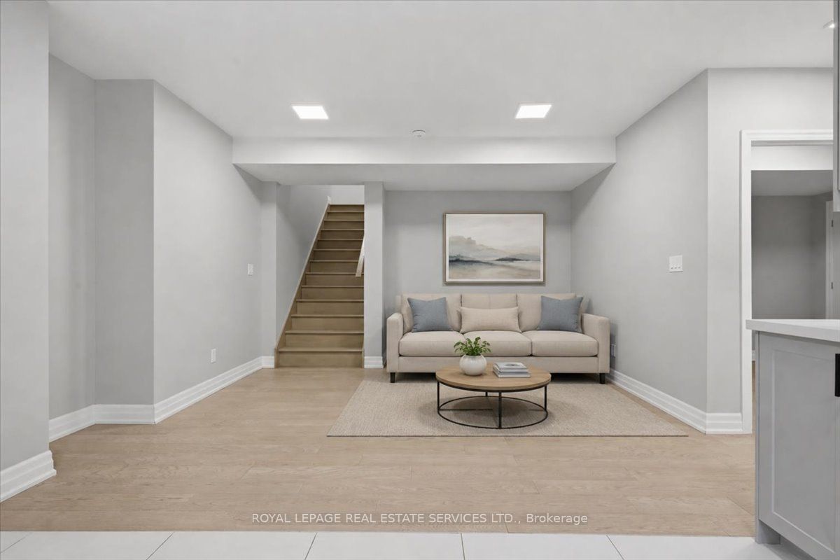 3300 Sunningdale Gardens Property Photo 39