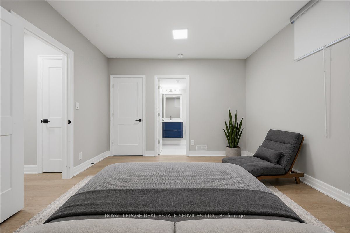 3300 Sunningdale Gardens Property Photo 42