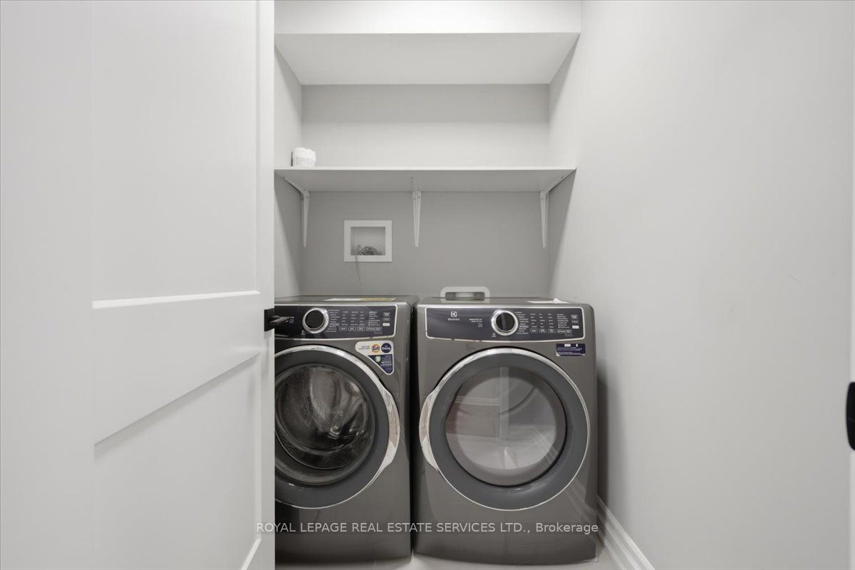 3300 Sunningdale Gardens Property Photo 45