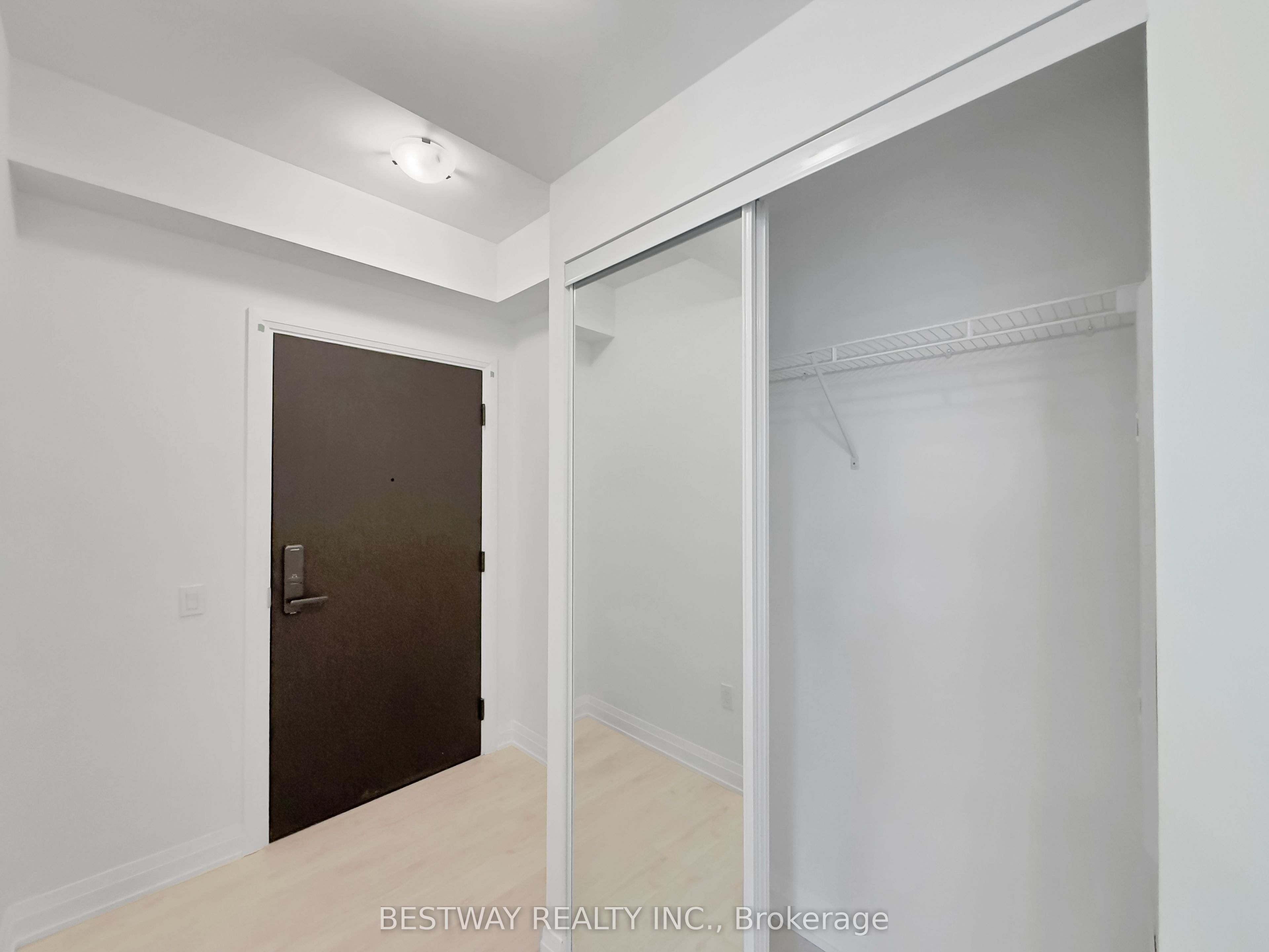 412 Silver Maple Road 207 Property Photo 2