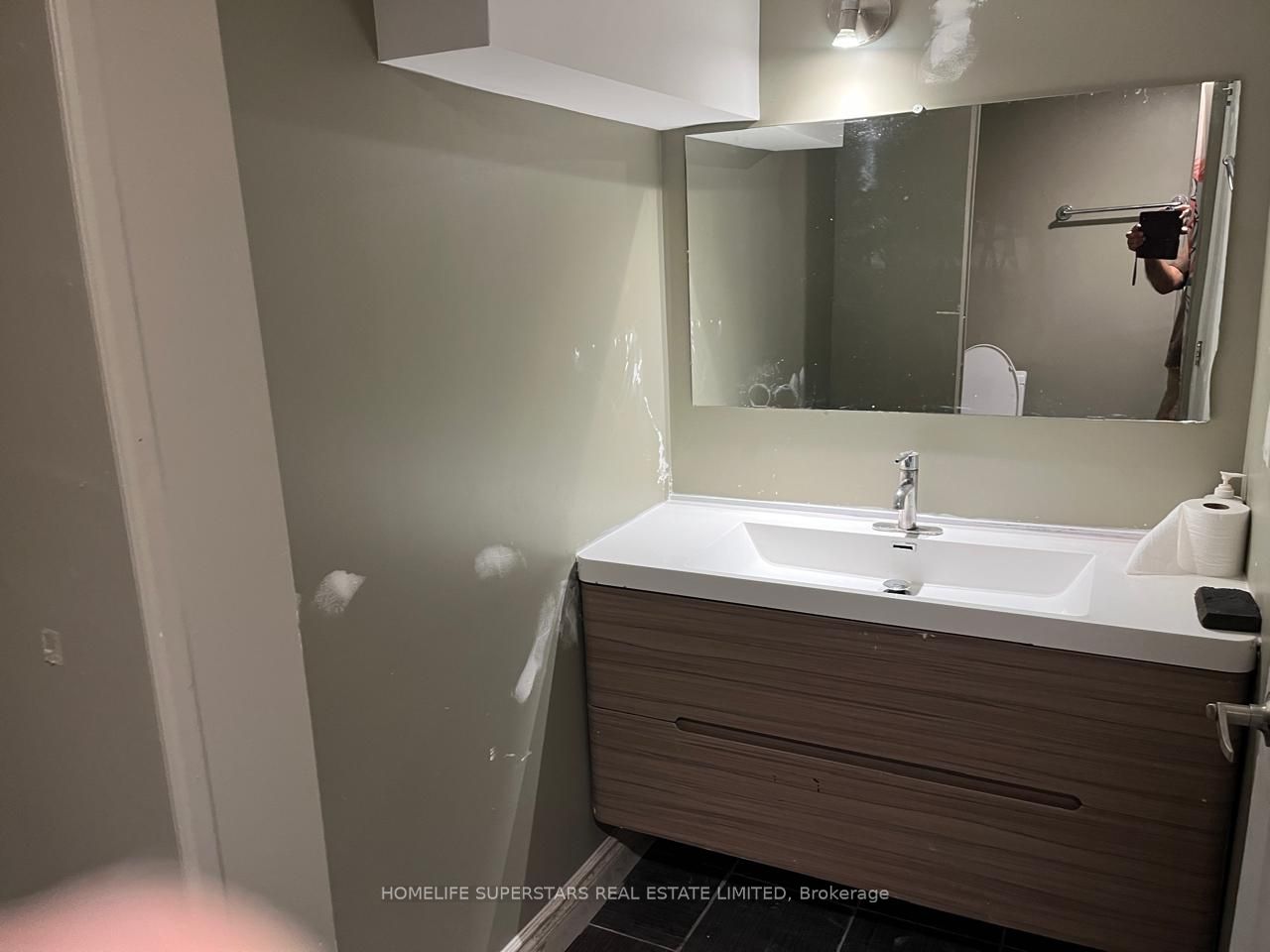 67 Showboat Crescent Property Photo 6