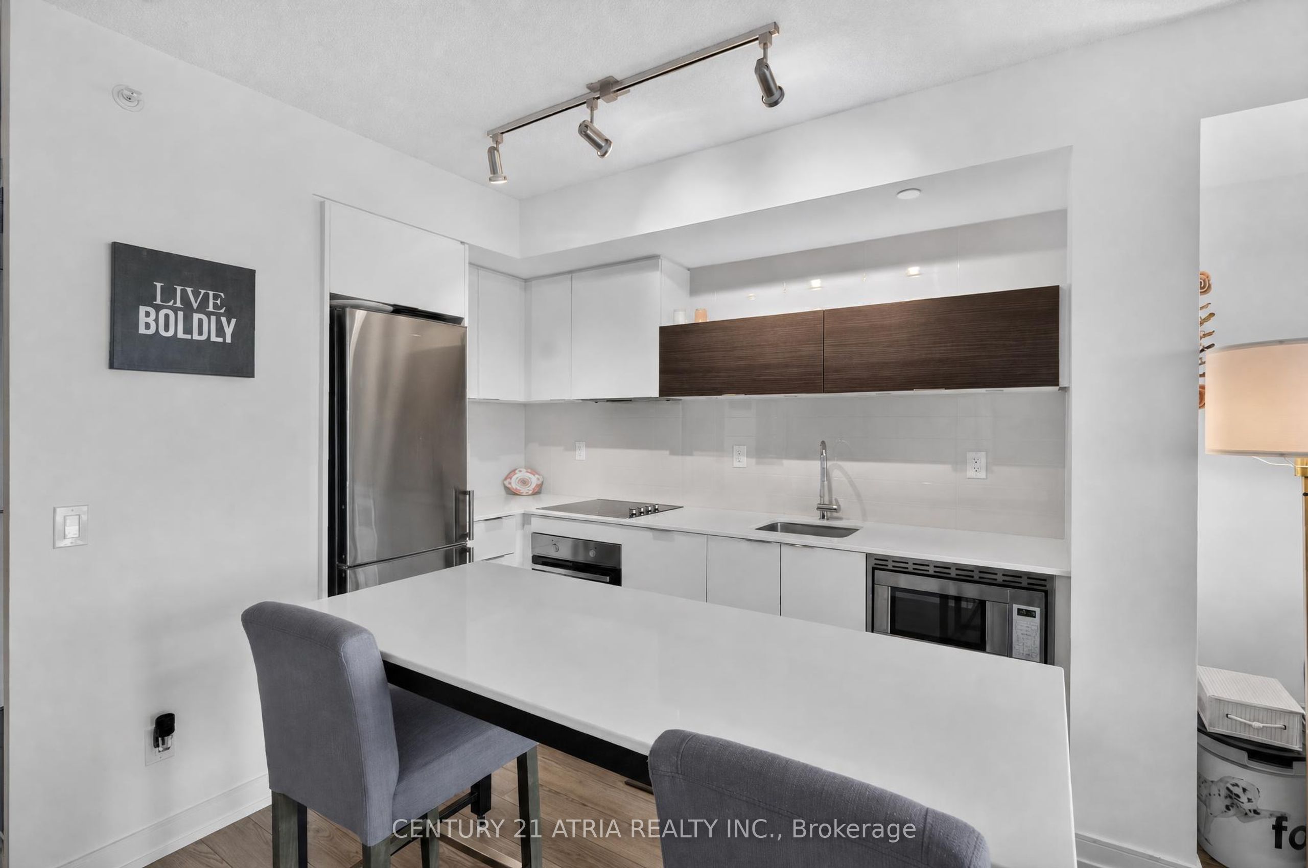 20 Thomas Riley Road 1308 Property Photo 10