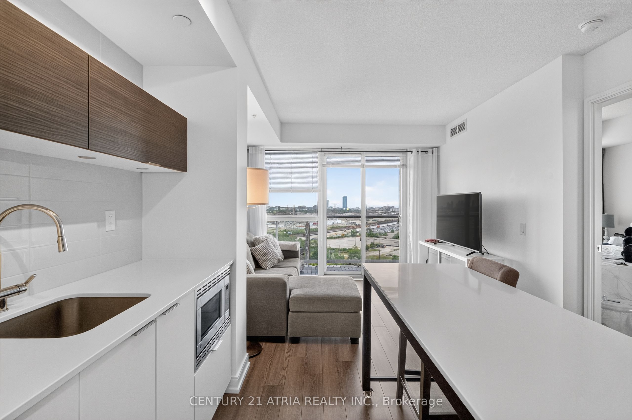 20 Thomas Riley Road 1308 Property Photo 14