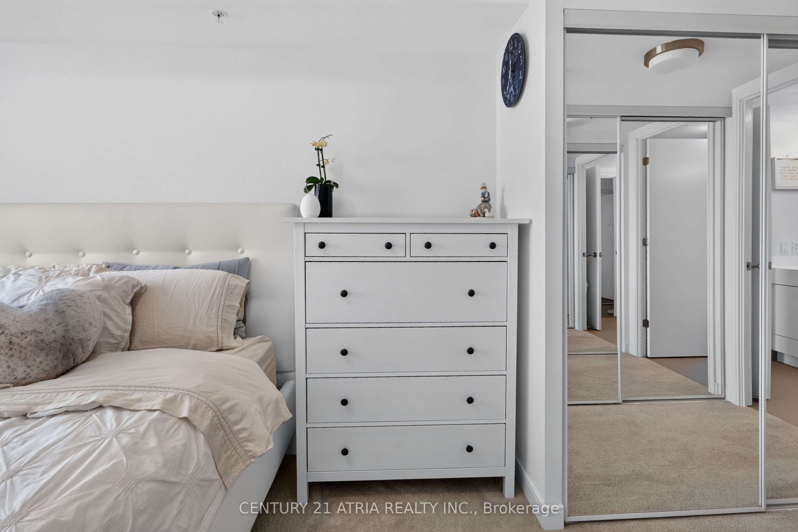 20 Thomas Riley Road 1308 Property Photo 18