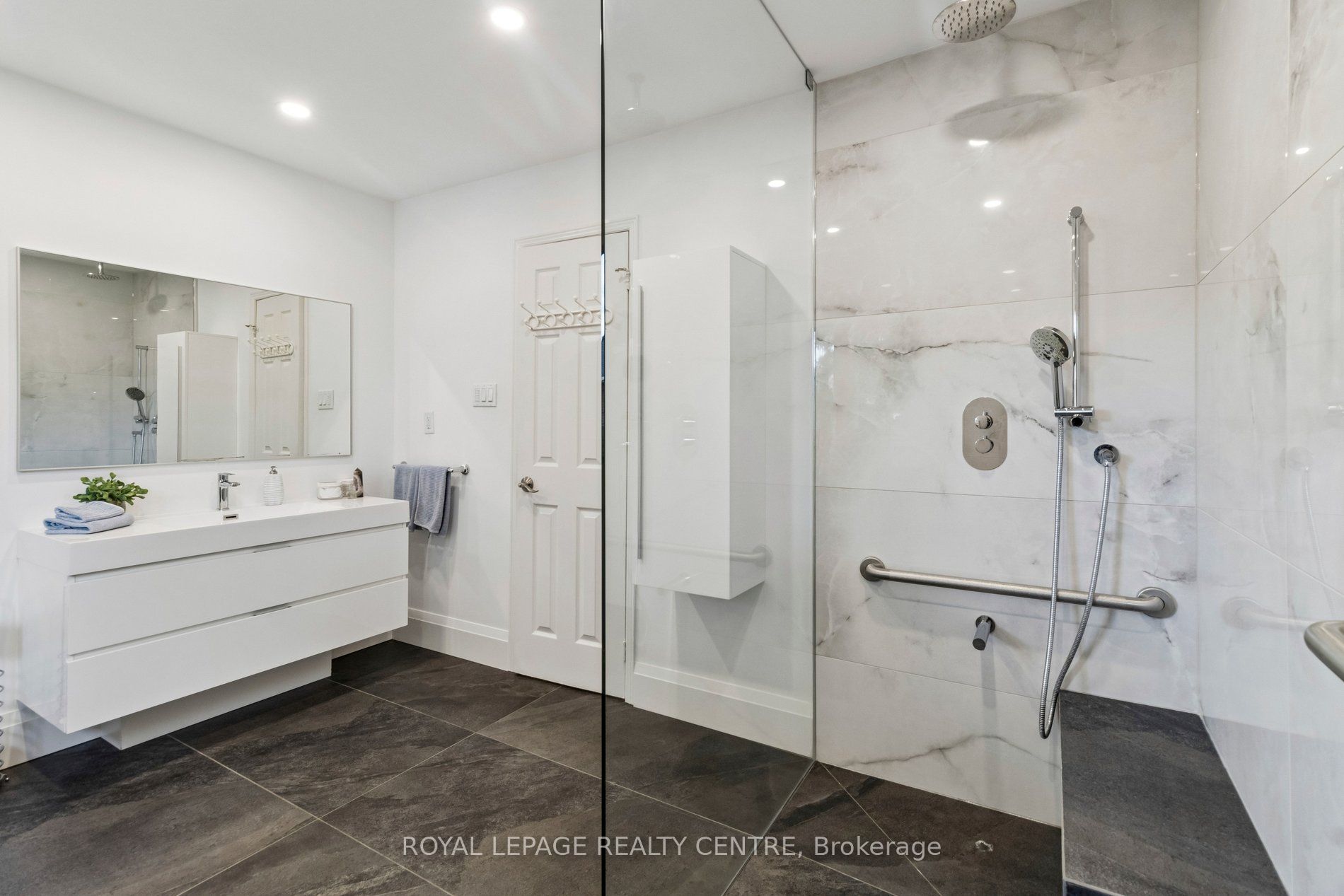 4480 Haydock Park Drive Property Photo 29