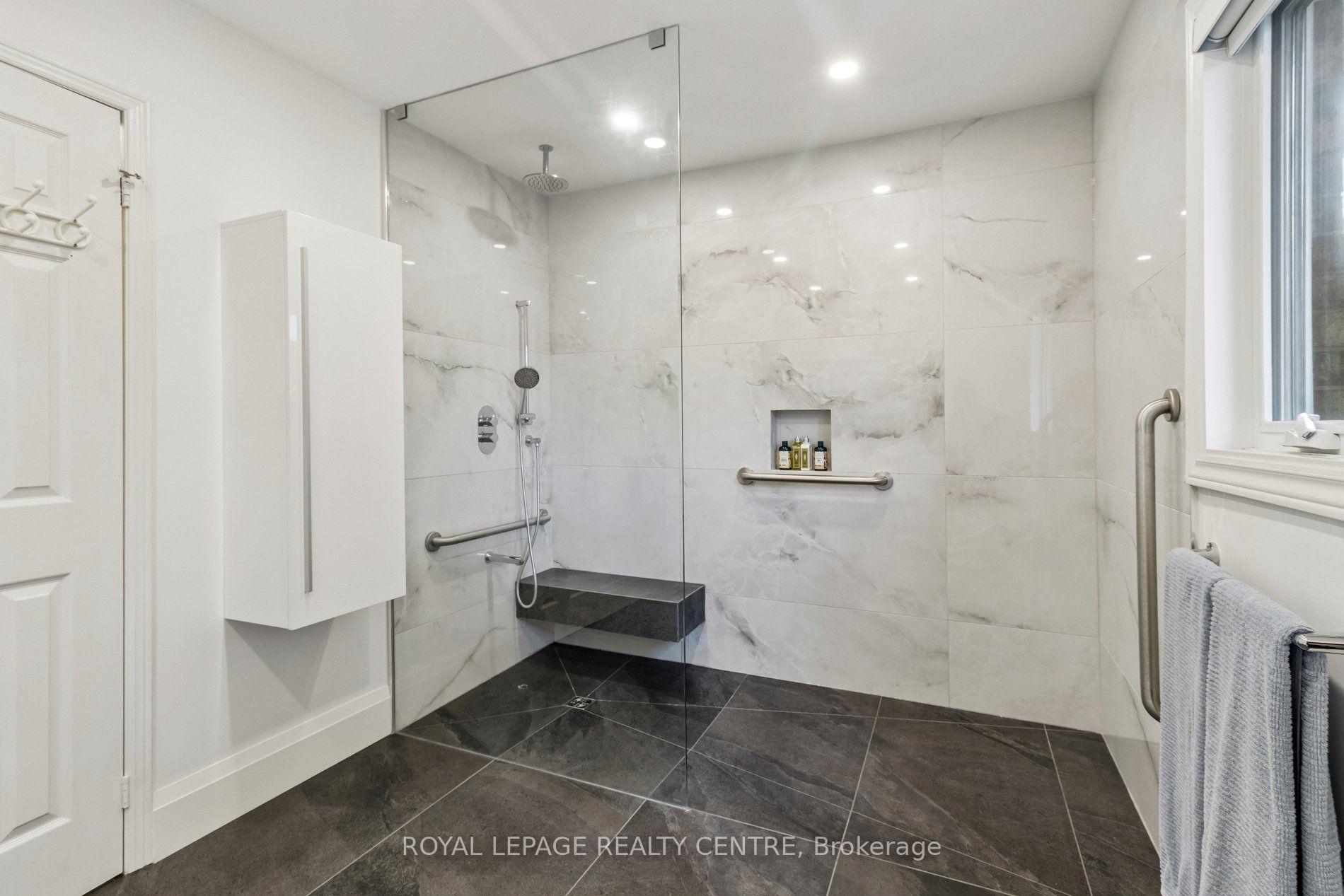 4480 Haydock Park Drive Property Photo 30