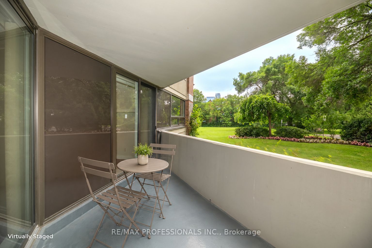 95 La Rose Avenue 105 Property Photo 29