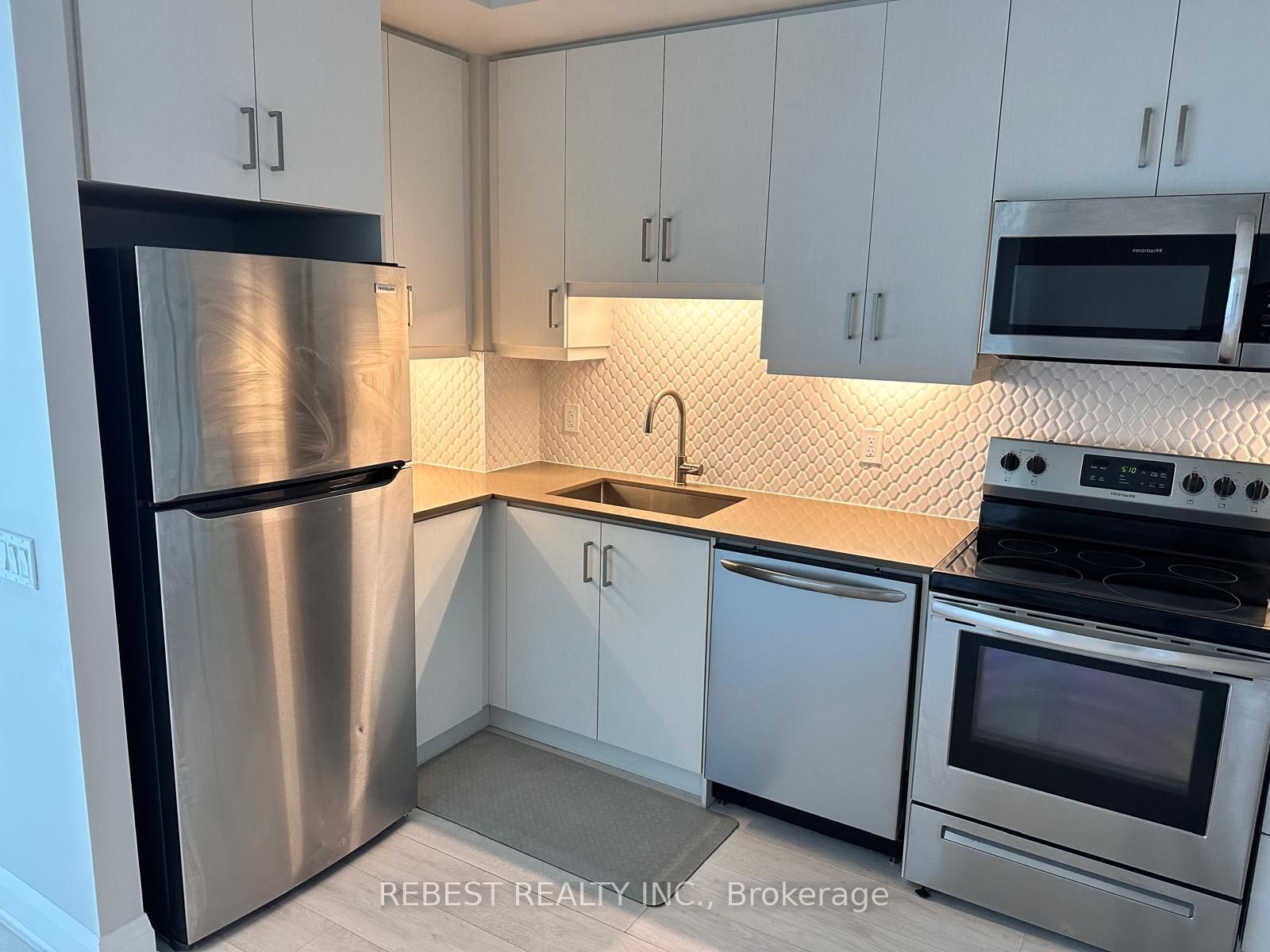 15 Lynch Street 1603 Property Photo 7
