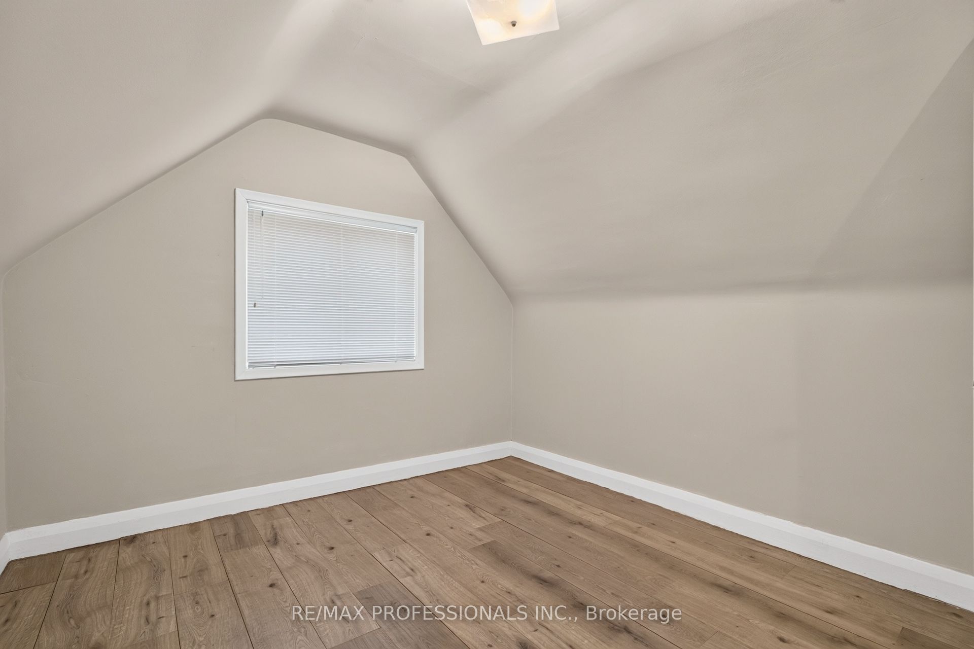 262 Melrose Street Property Photo 19