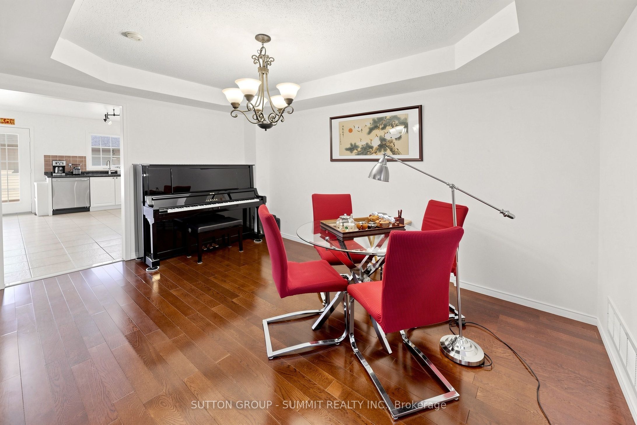 141 Gatwick Drive Property Photo 5