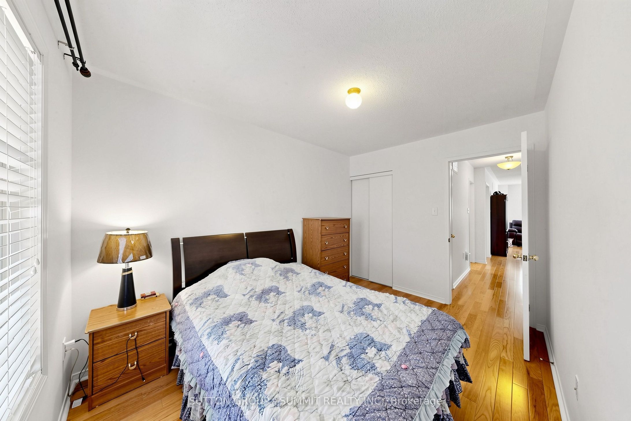 141 Gatwick Drive Property Photo 32