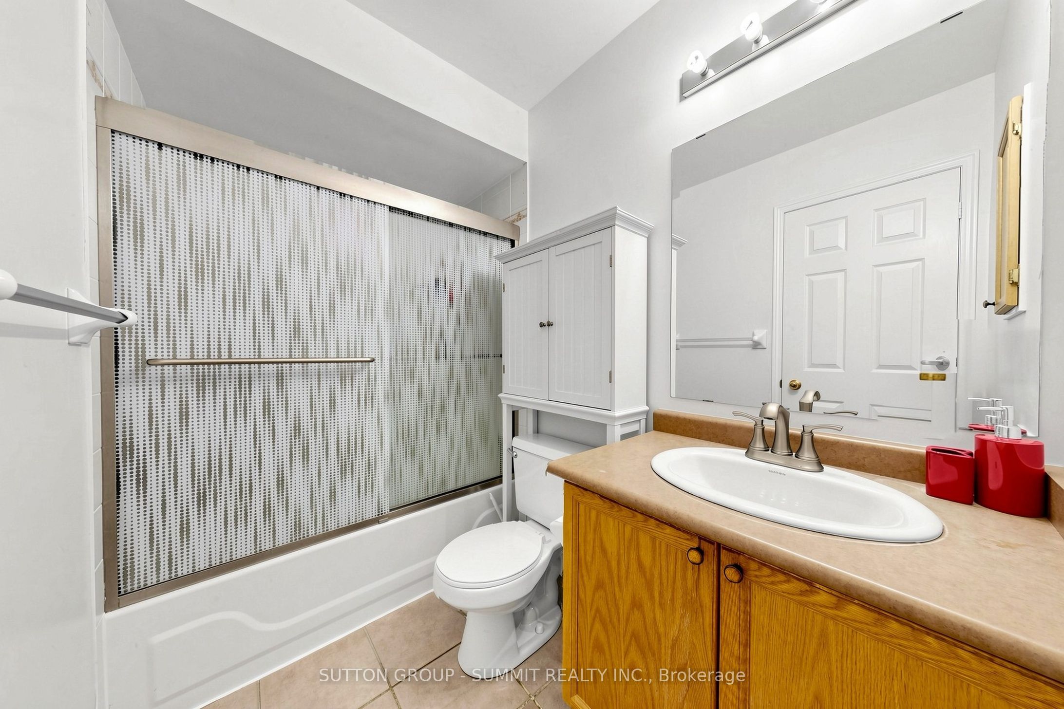 141 Gatwick Drive Property Photo 33