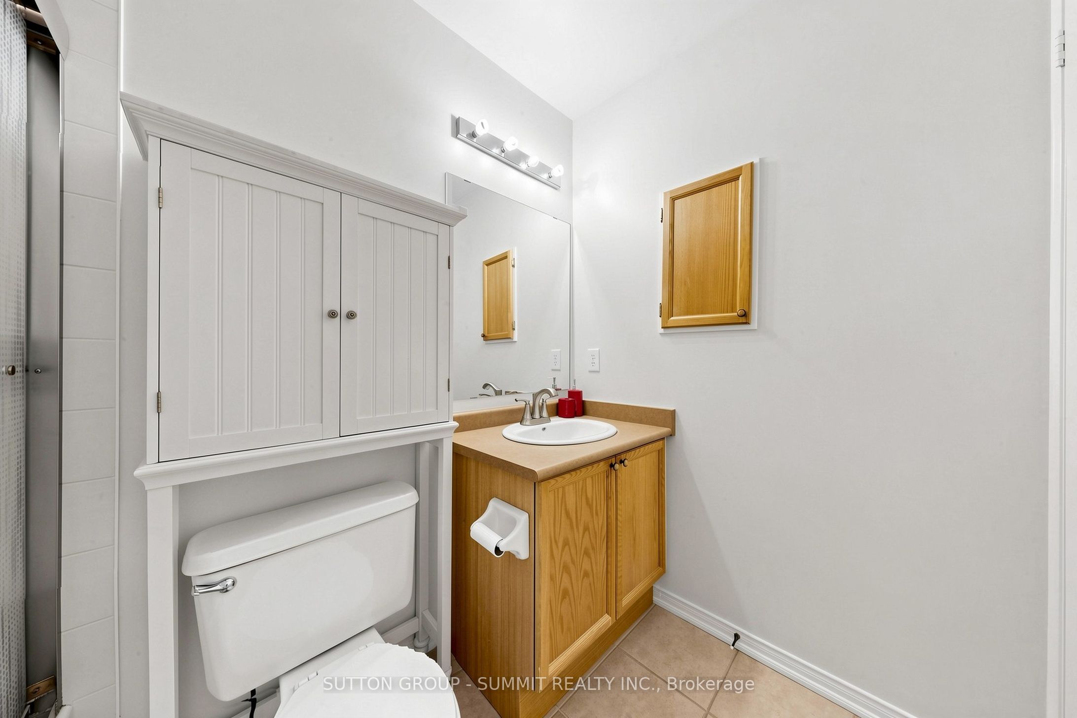 141 Gatwick Drive Property Photo 34