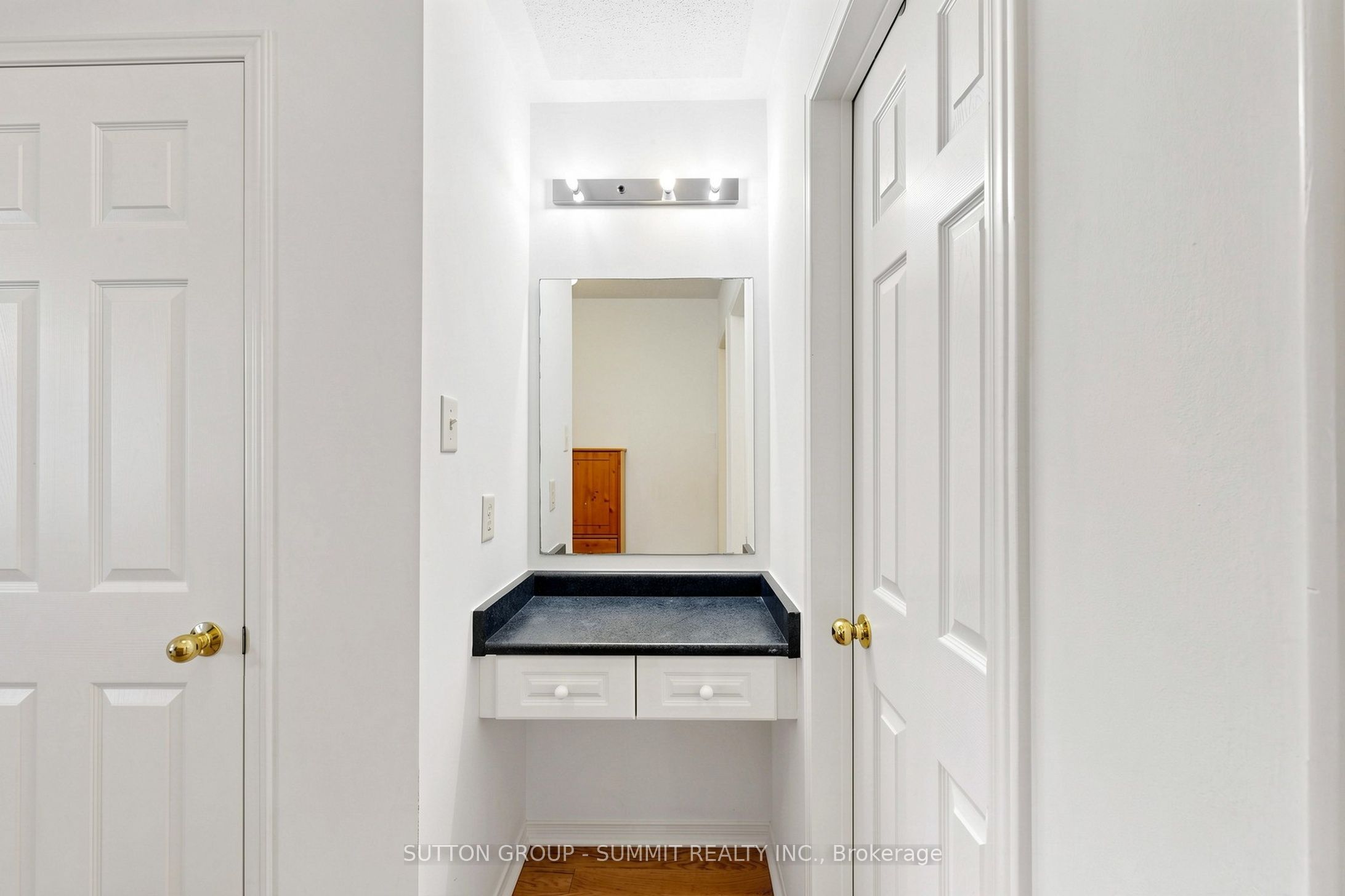 141 Gatwick Drive Property Photo 39