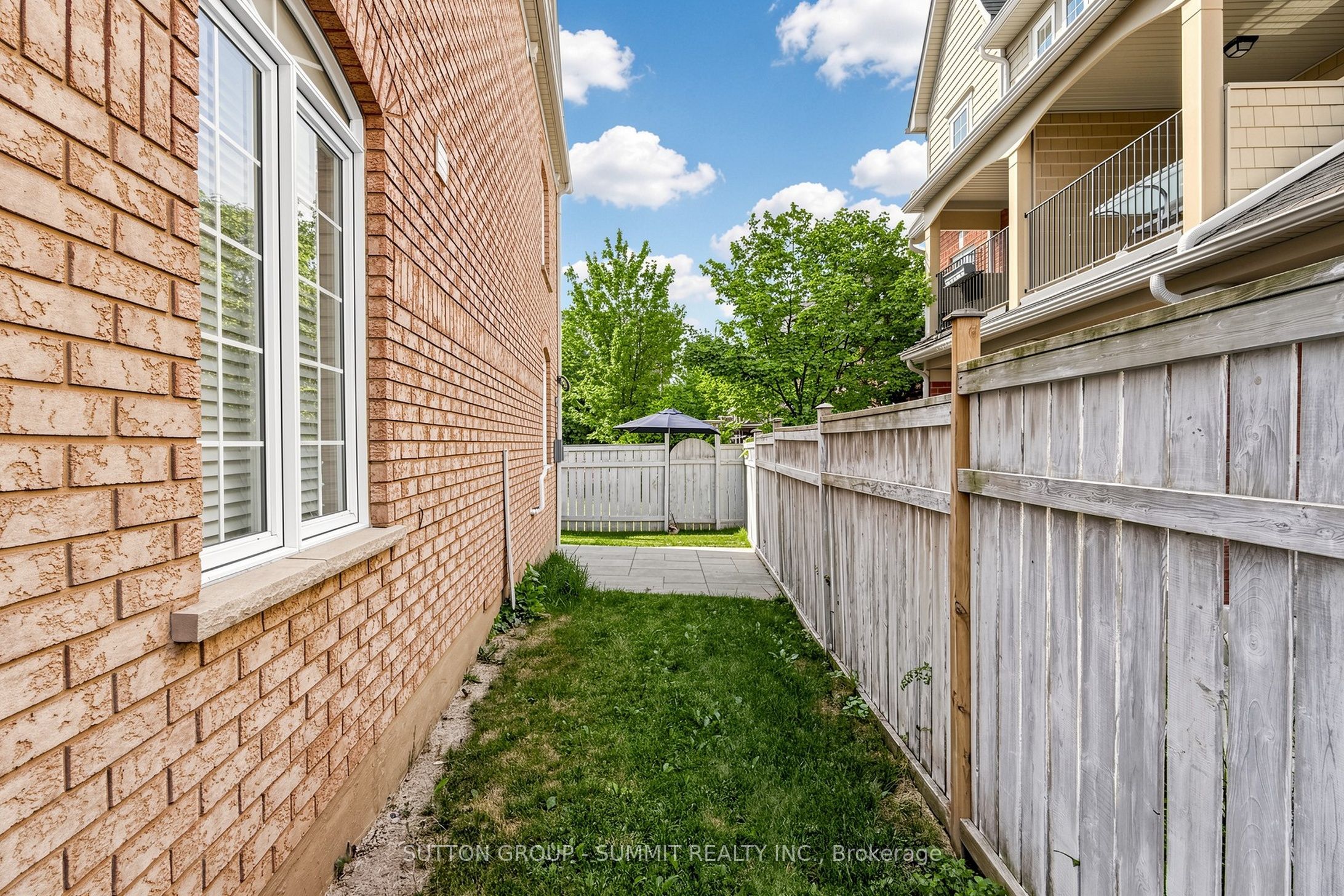 141 Gatwick Drive Property Photo 46