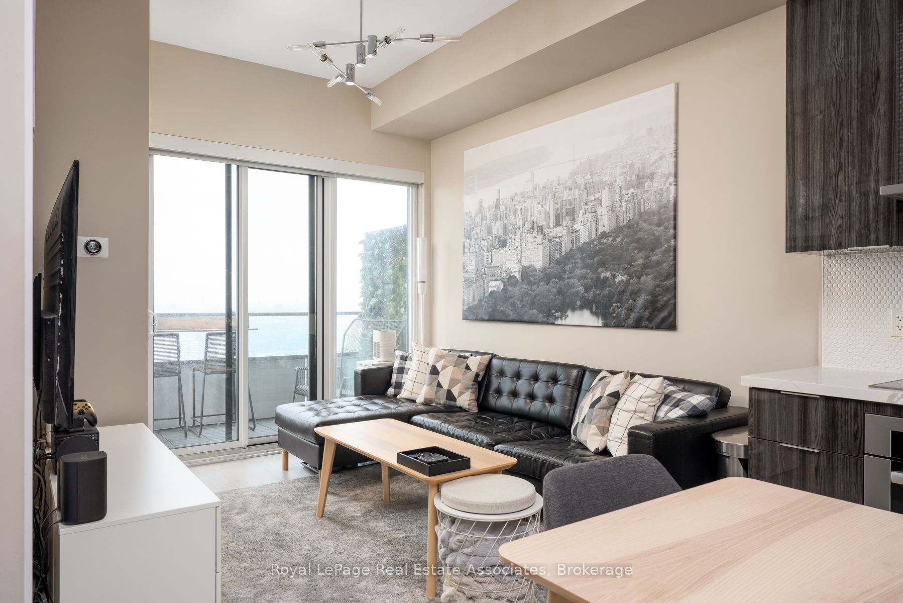 30 Shore Breeze Drive 6104 Property Photo 8