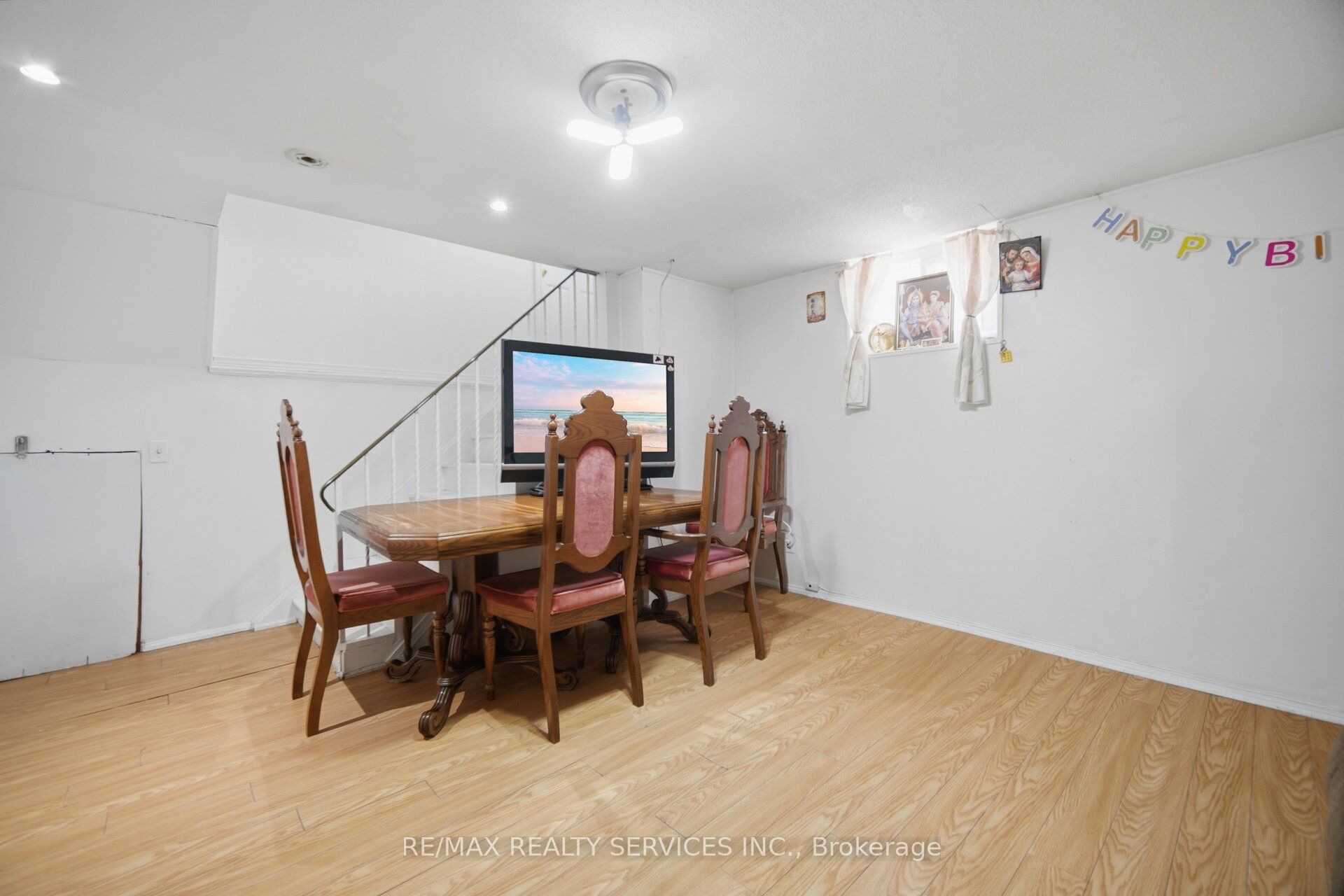 7493 Netherwood Road Property Photo 33